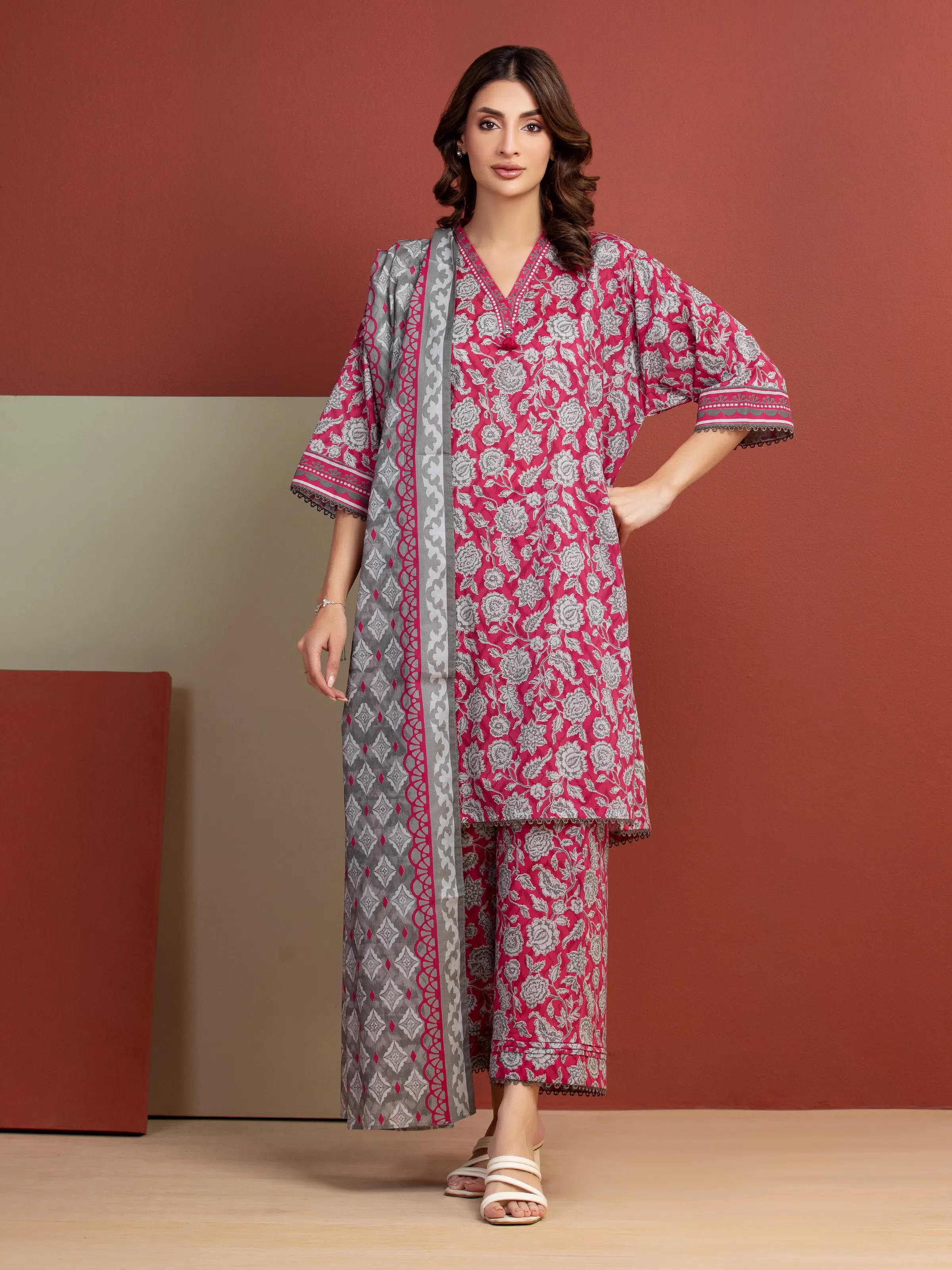Unstitched Printed Lawn Suit - EWU5A1-35287-3P