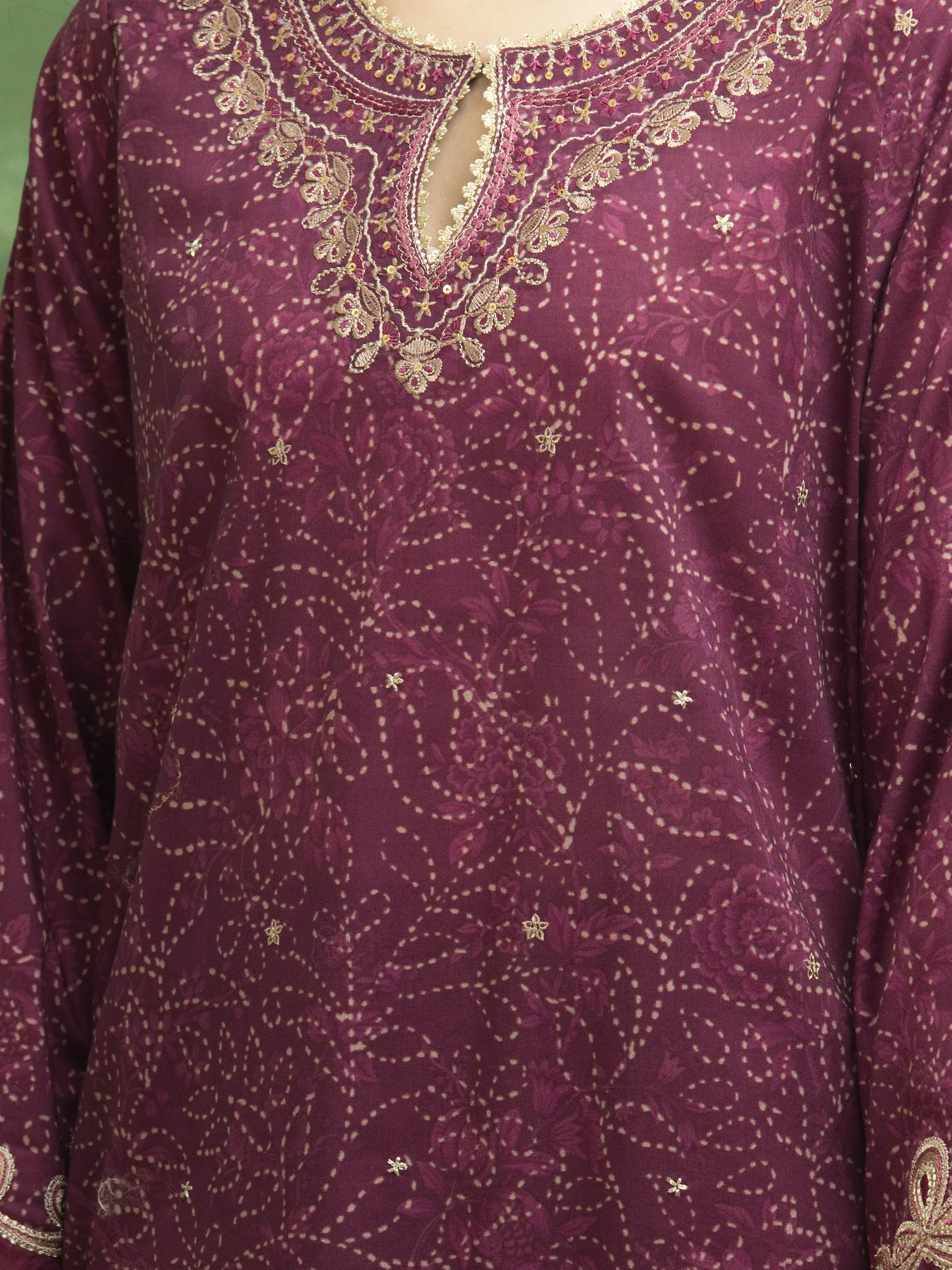 Unstitched Embroidered Lawn Suit - EWU5V1-31435-3P - Image 4