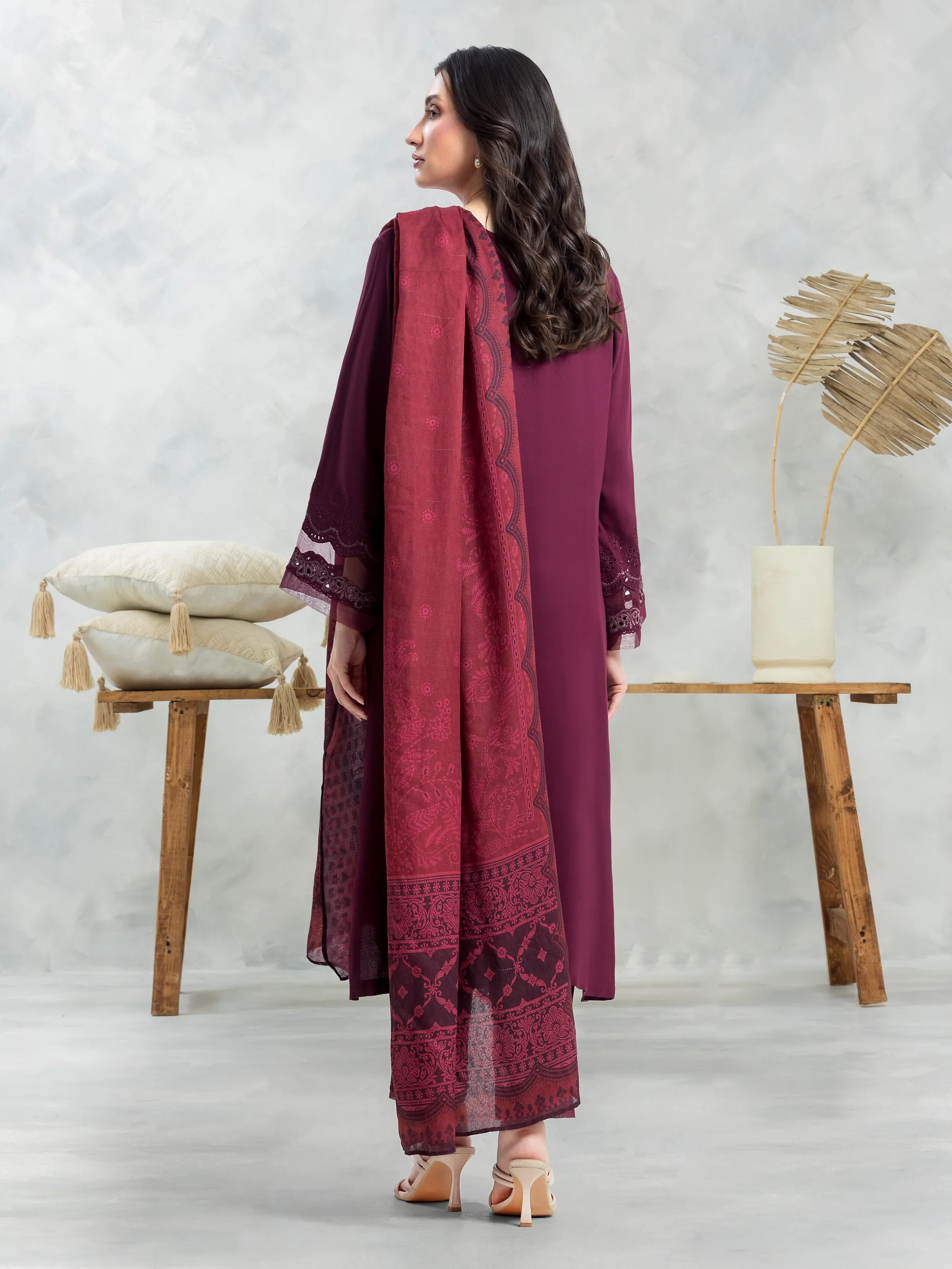 Unstitched Embroidered Viscose Suit - EWU24V13-30227-3P - Image 4