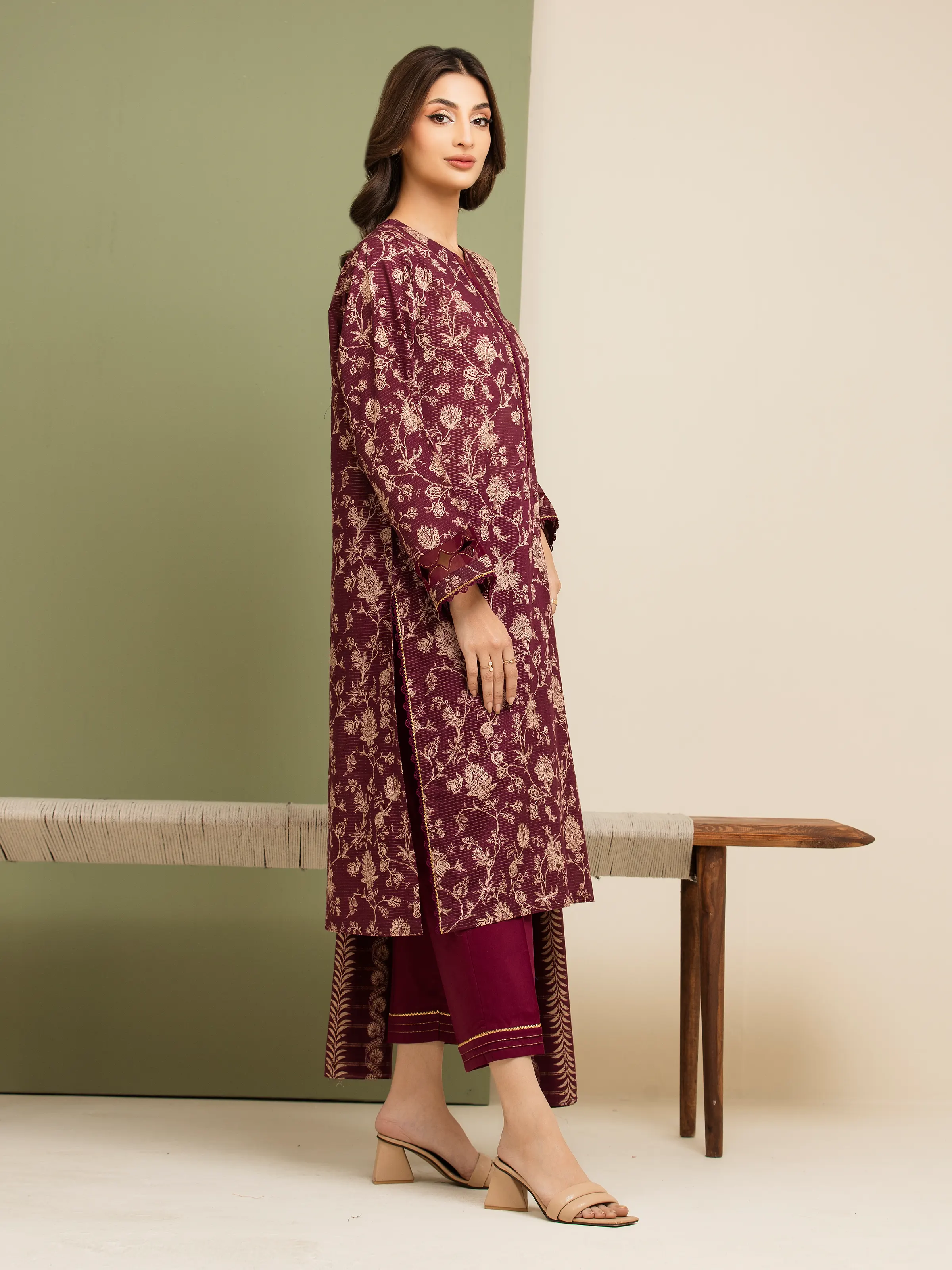 Unstitched Printed Zari Lawn Suit - EWU5M6-003-3P - Image 3