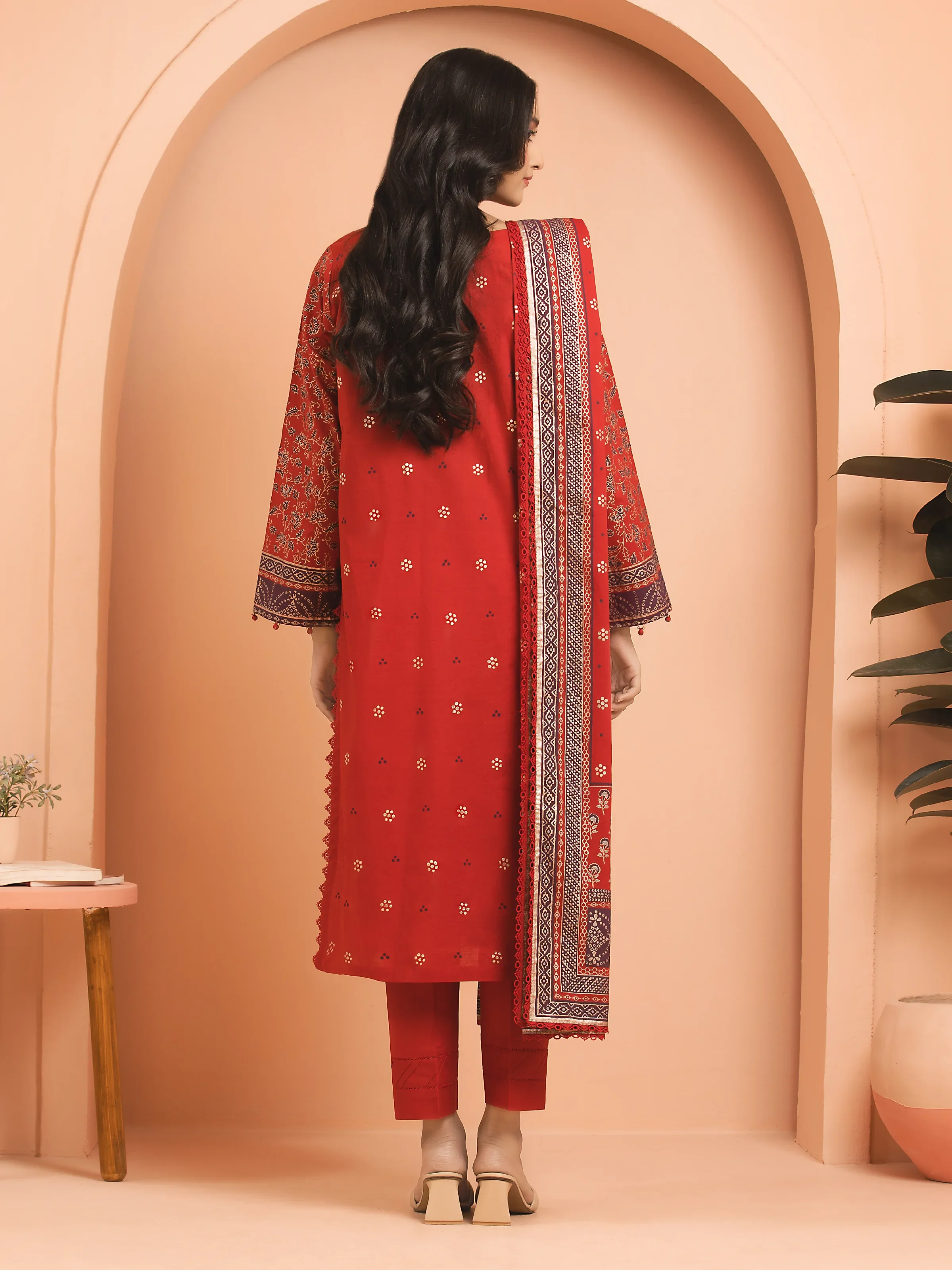 Unstitched  Printed Cambric Shirt - EWU5M1-004S - Image 4
