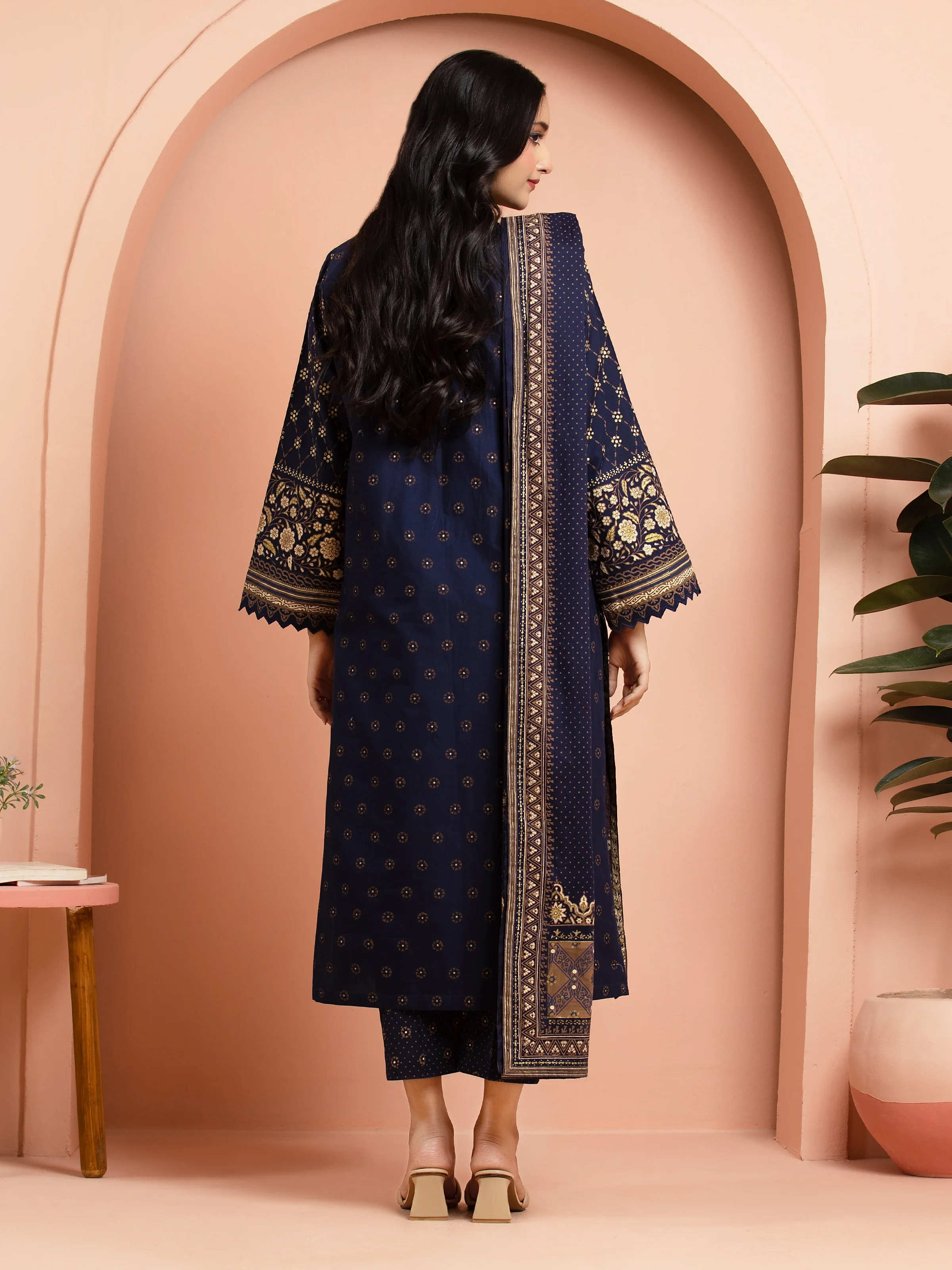 Unstitched Block Print Cambric Suit - EWU5M1-009-3P - Image 4