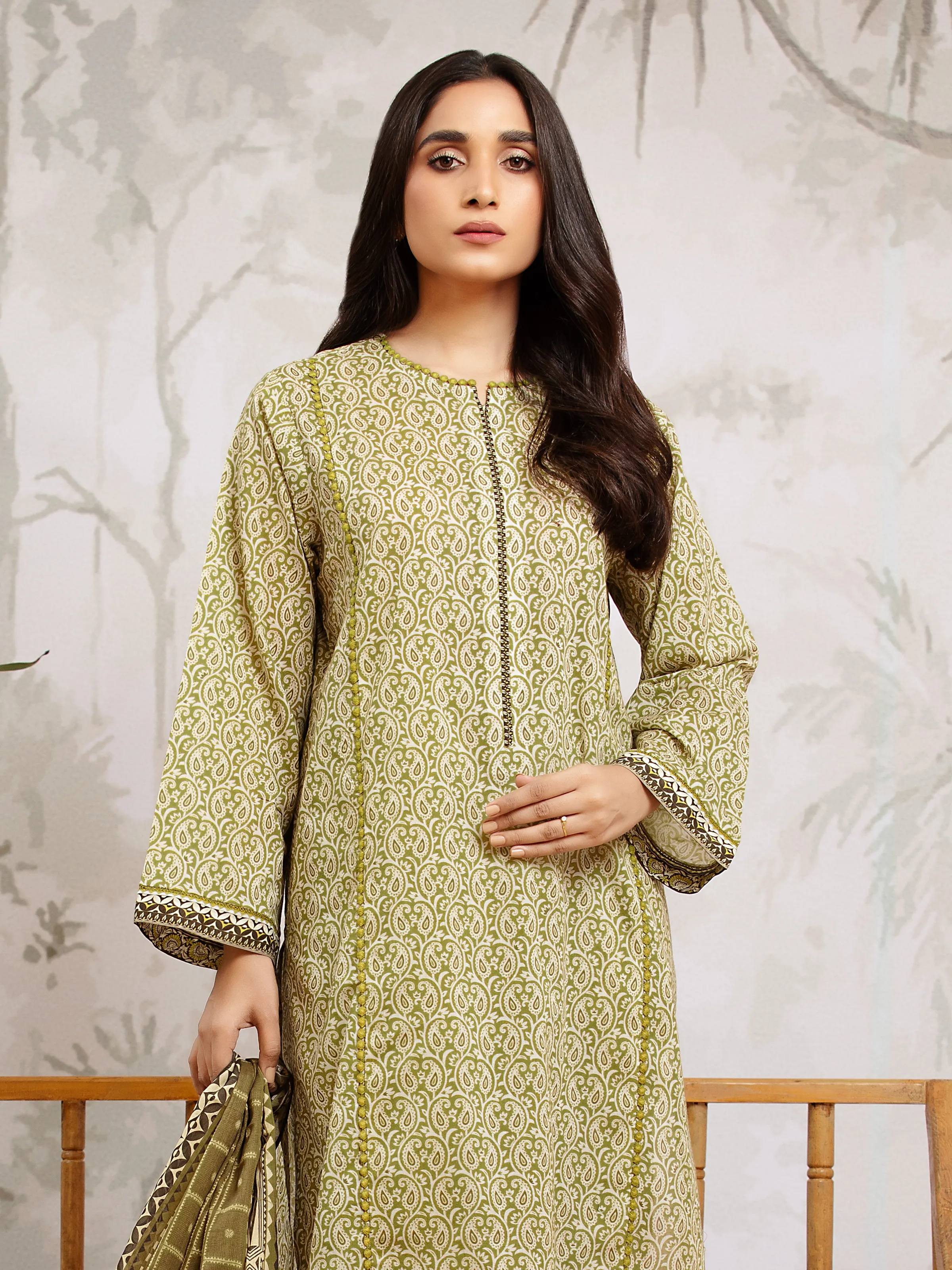 Unstitched  Printed Khaddar Shirt Dupatta - EWU24A3-29590SD - Image 3
