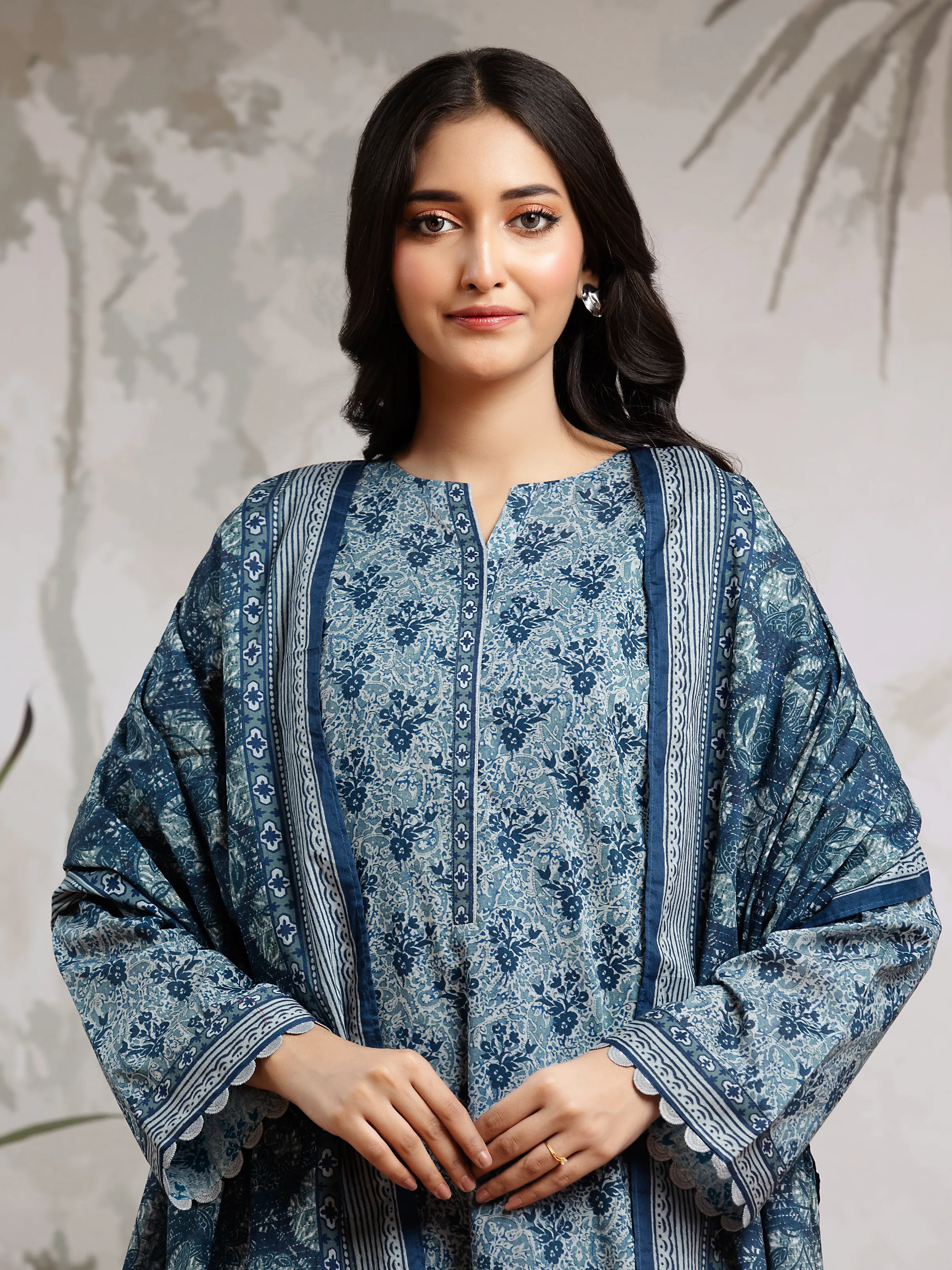 Unstitched  Printed Khaddar Shirt Dupatta - EWU24A3-29609SD - Image 3