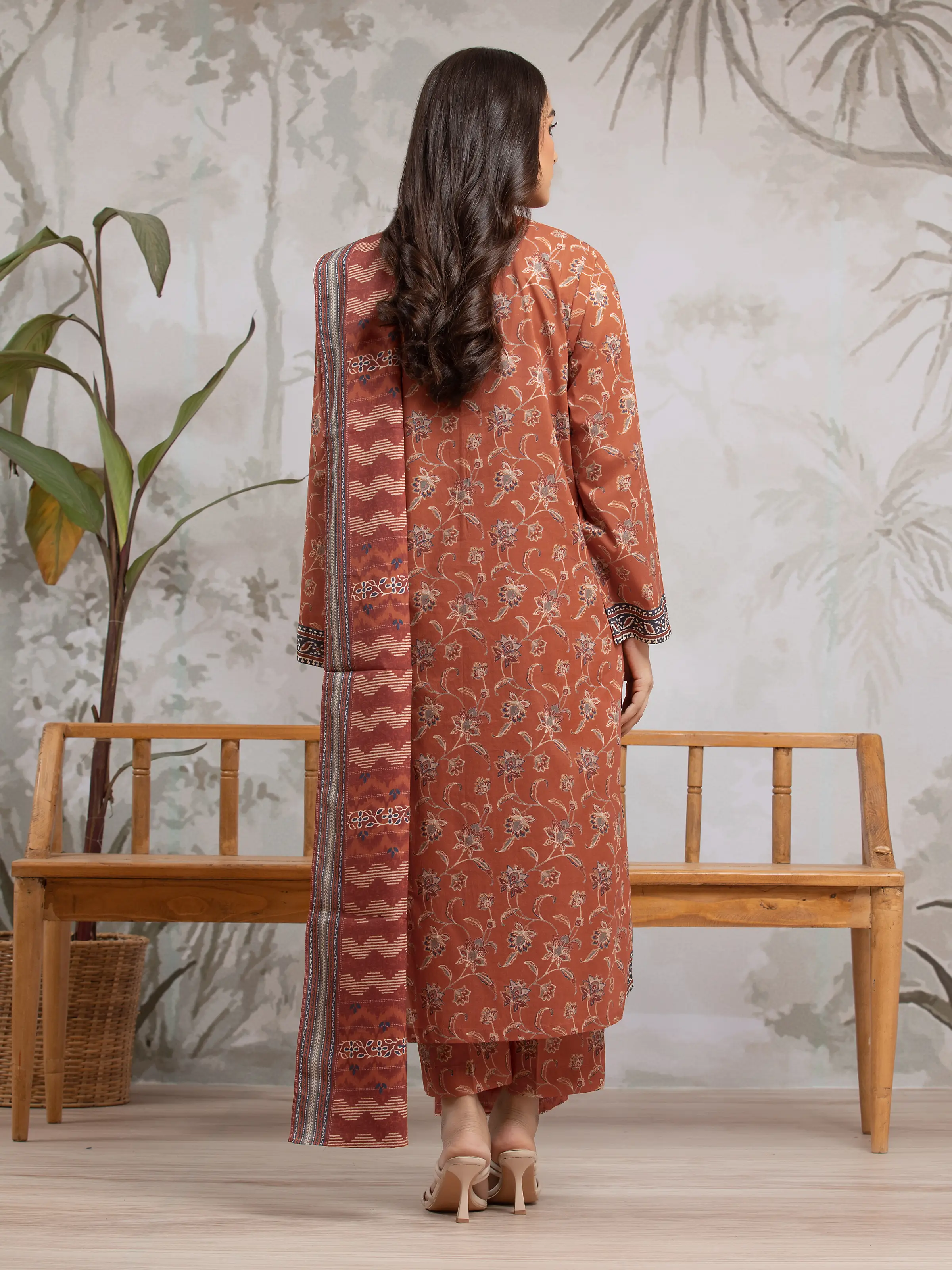 Unstitched  Printed Khaddar Shirt Dupatta - EWU24A3-29619SD - Image 2