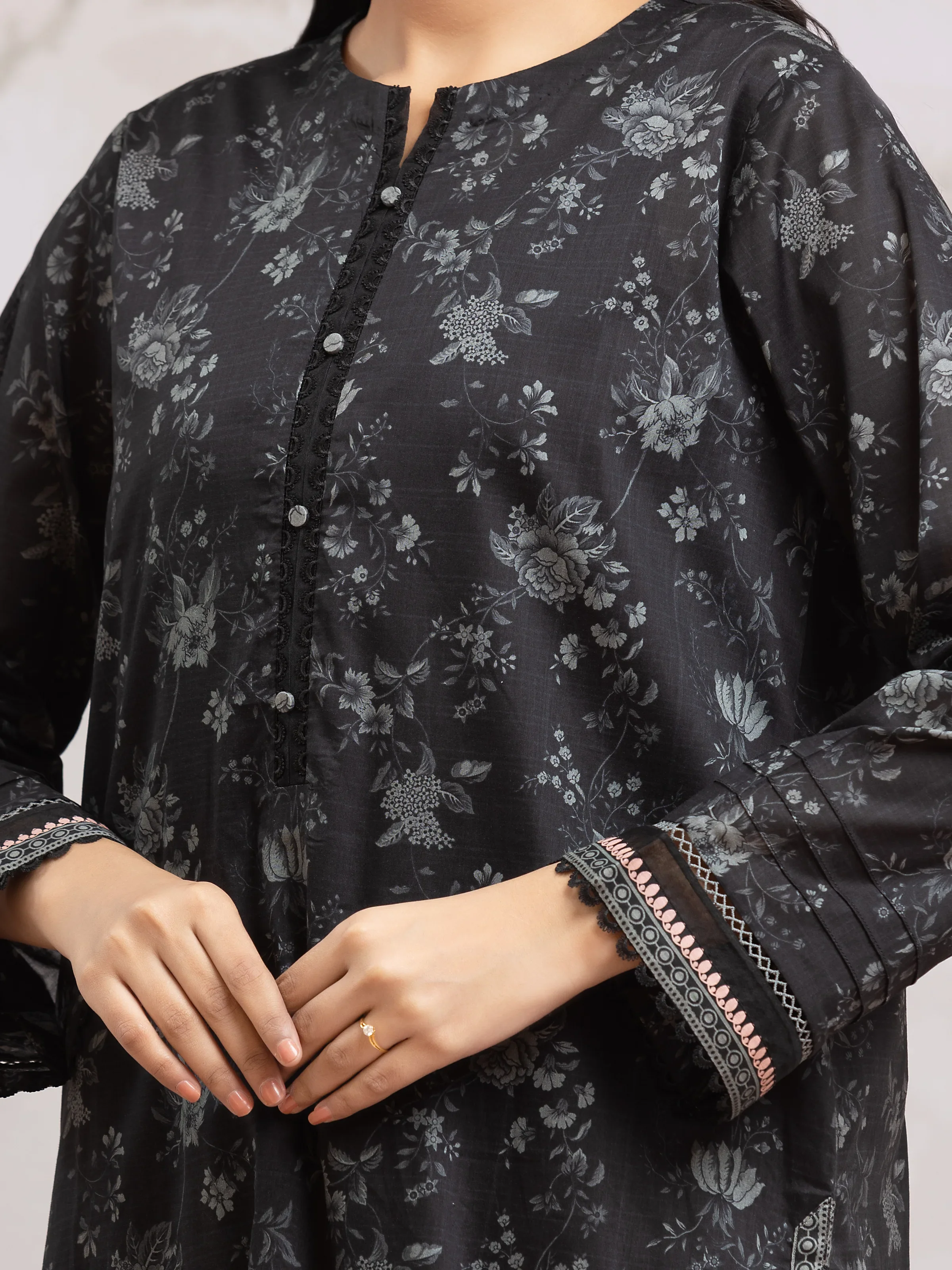 Unstitched Printed Khaddar Suit - EWU24M2-181 - Image 5
