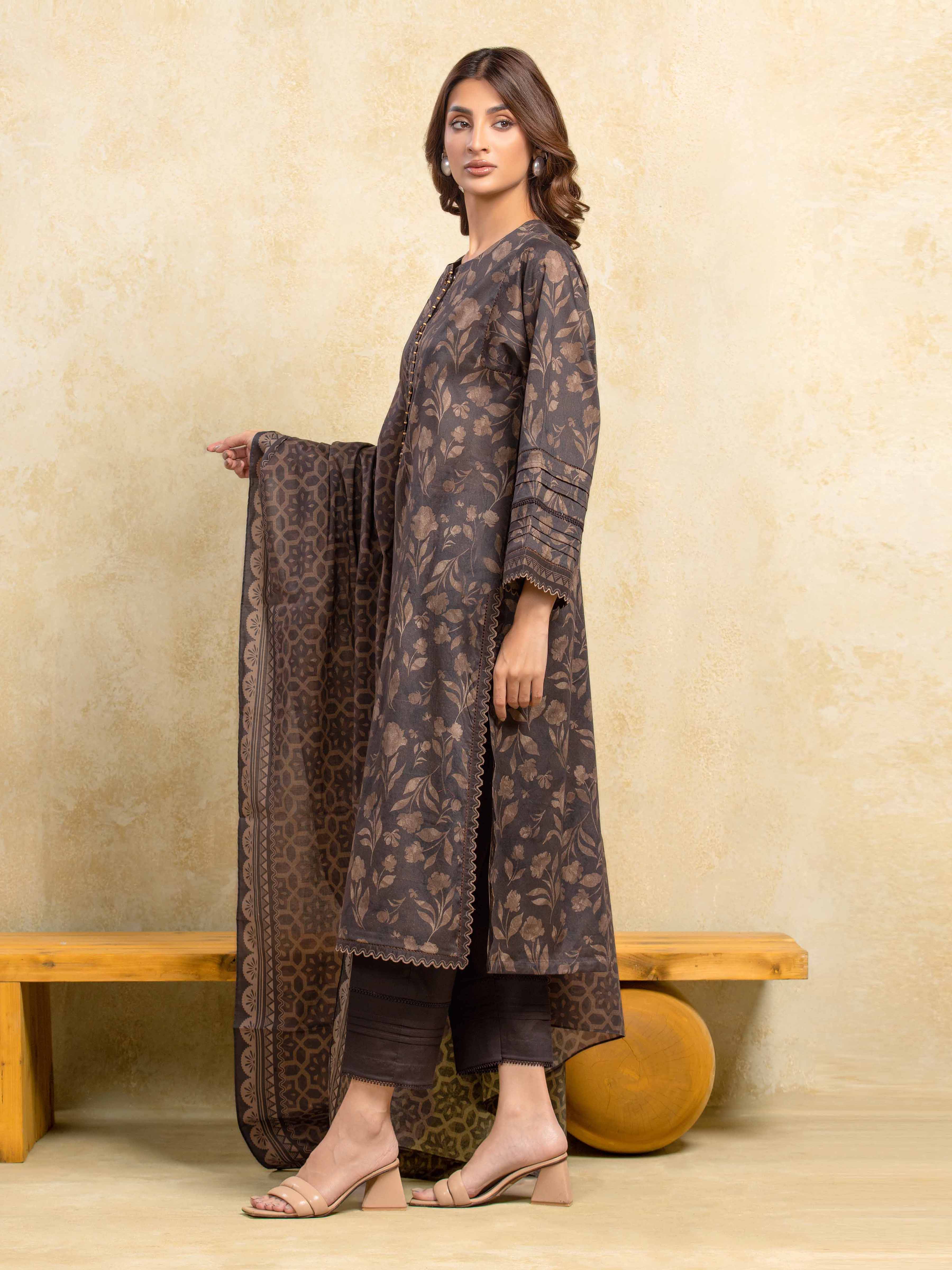 Unstitched  Printed Khaddar Shirt - EWU5A3-35990S - Image 5