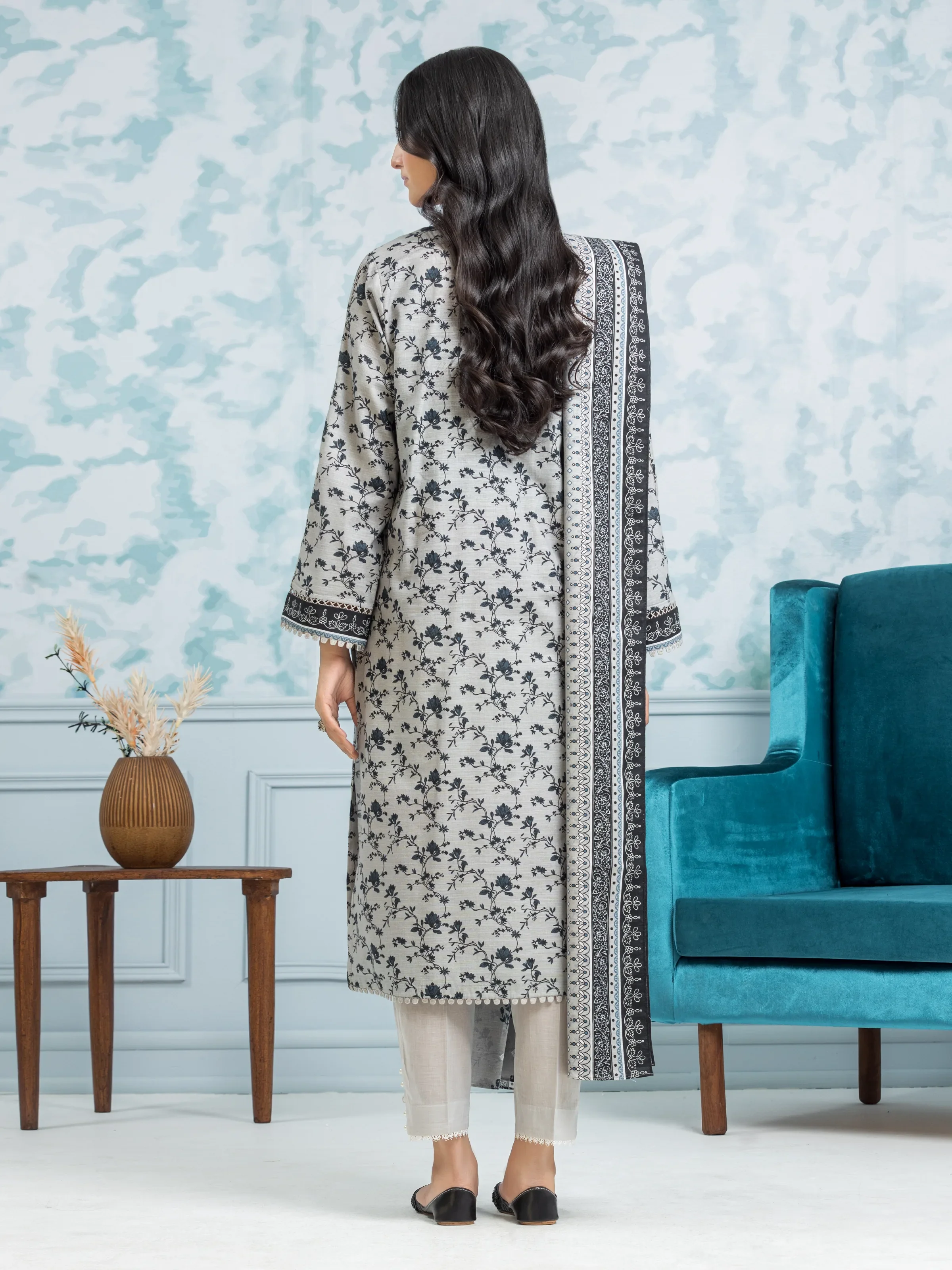 Unstitched  Printed Khaddar Shirt - EWU24A3-29315S - Image 6
