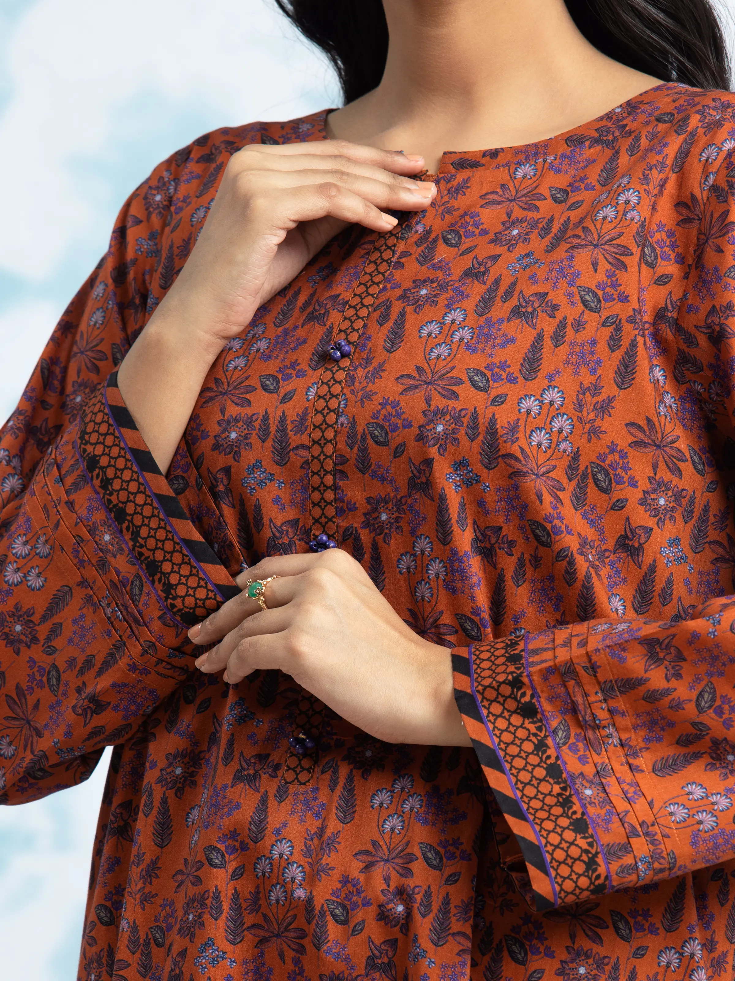 Unstitched Printed Khaddar Shirt Dupatta - EWU24A3-29707SD - Image 3