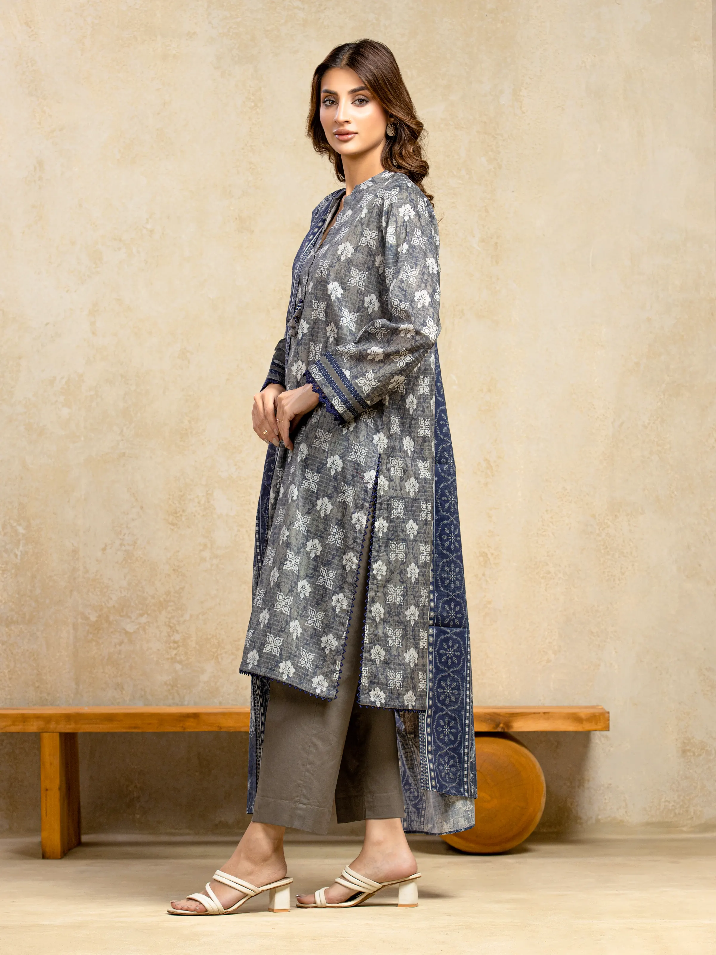 Unstitched Printed Khaddar Shirt - EWU5A3-35999S - Image 5