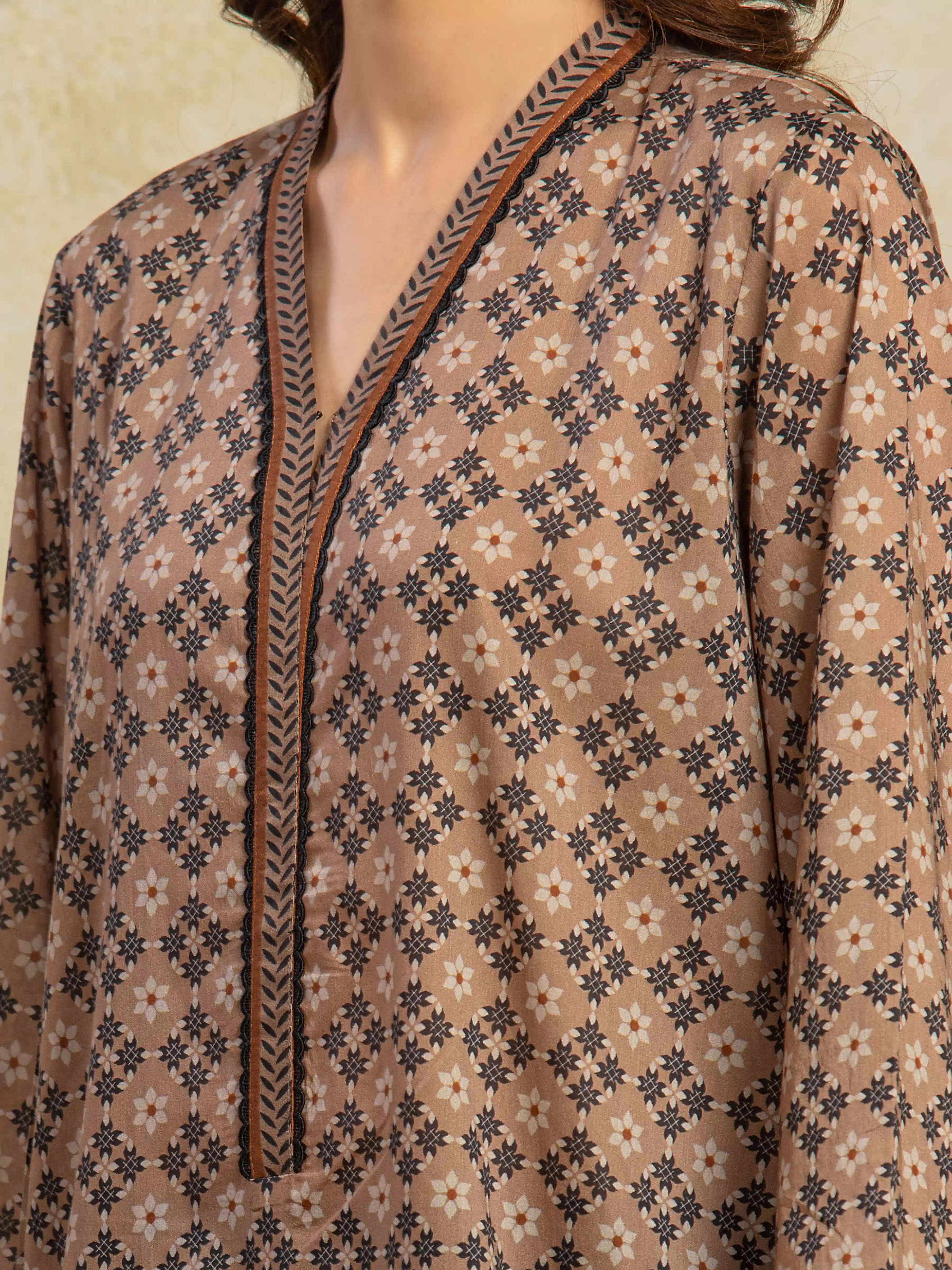 Unstitched Printed Khaddar Suit - EWU5A3-36101-3P - Image 3