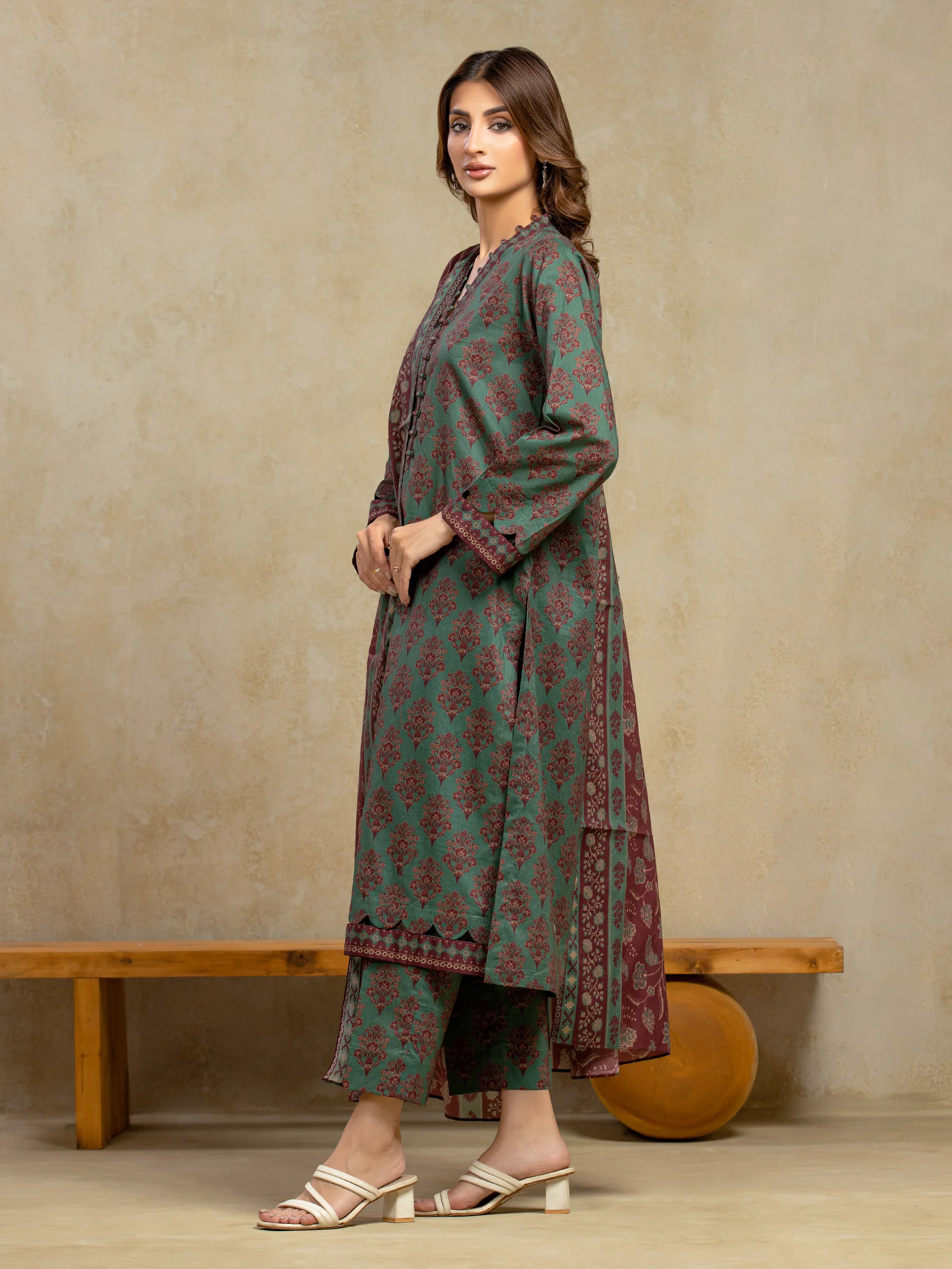 Unstitched Printed Khaddar Shirt - EWU5A3-36116S - Image 5