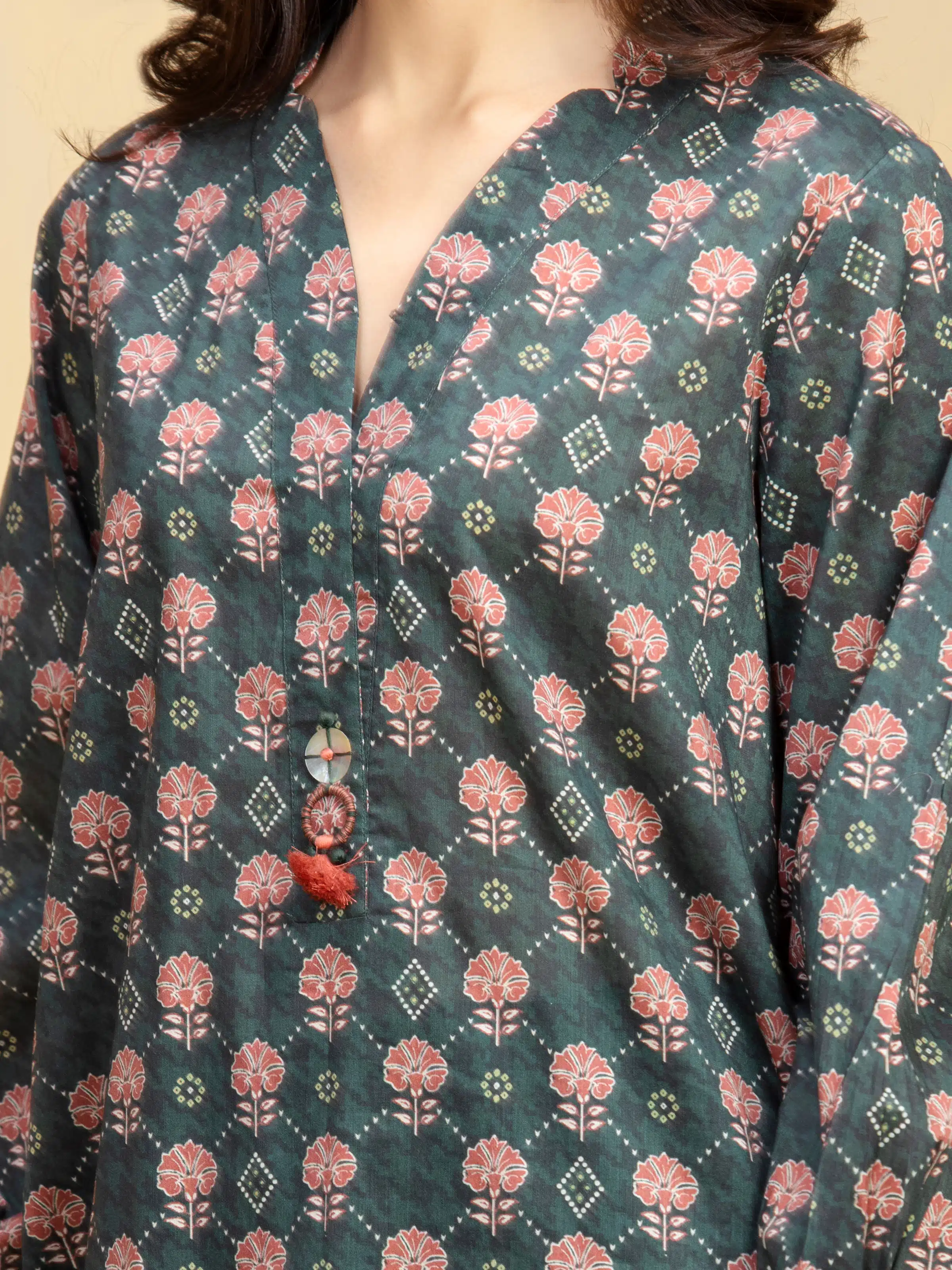 Unstitched Printed Khaddar Suit - EWU5A3-36121-3P - Image 3