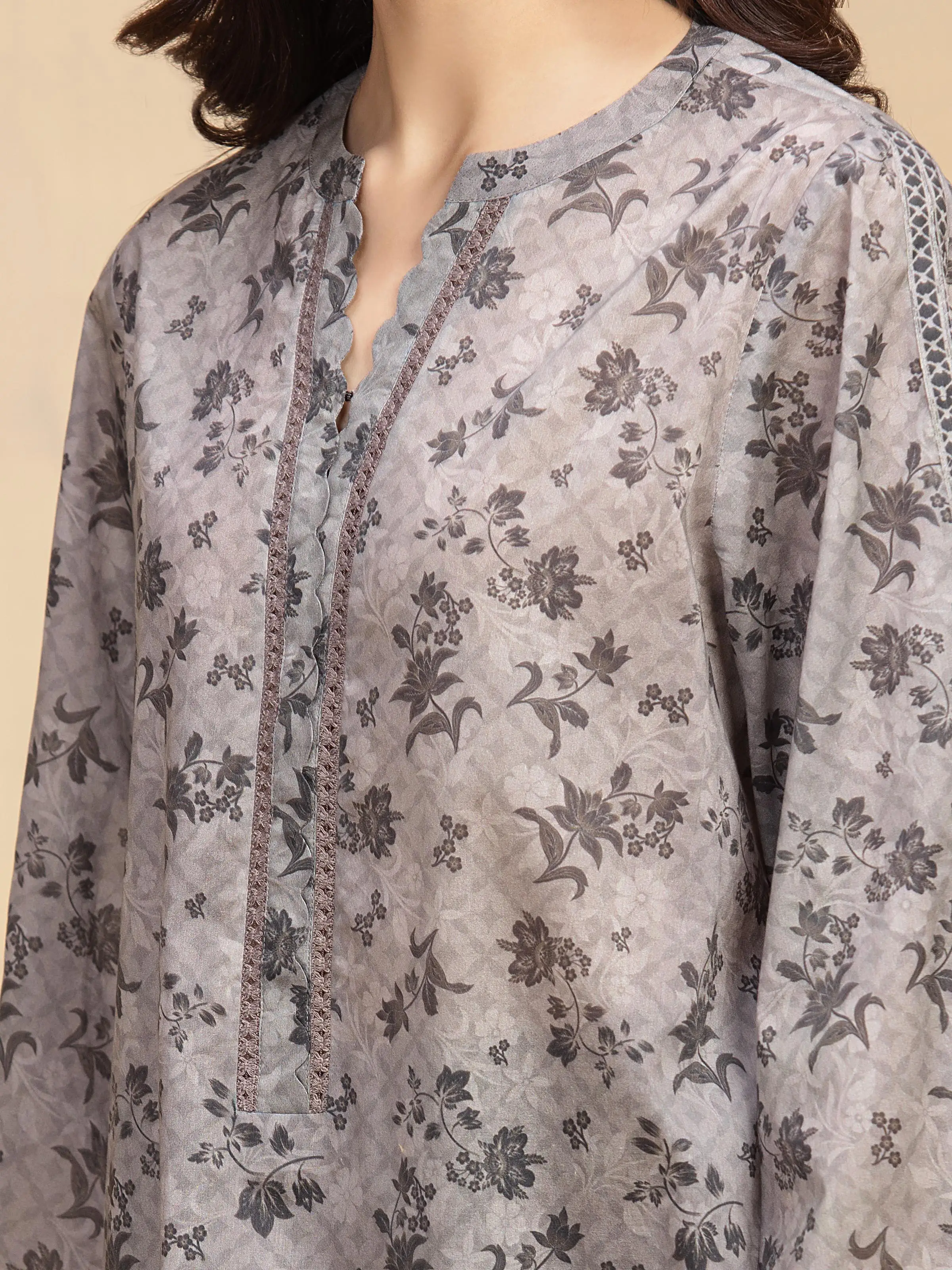 Unstitched Printed Khaddar Suit - EWU5A3-36126-3P - Image 3