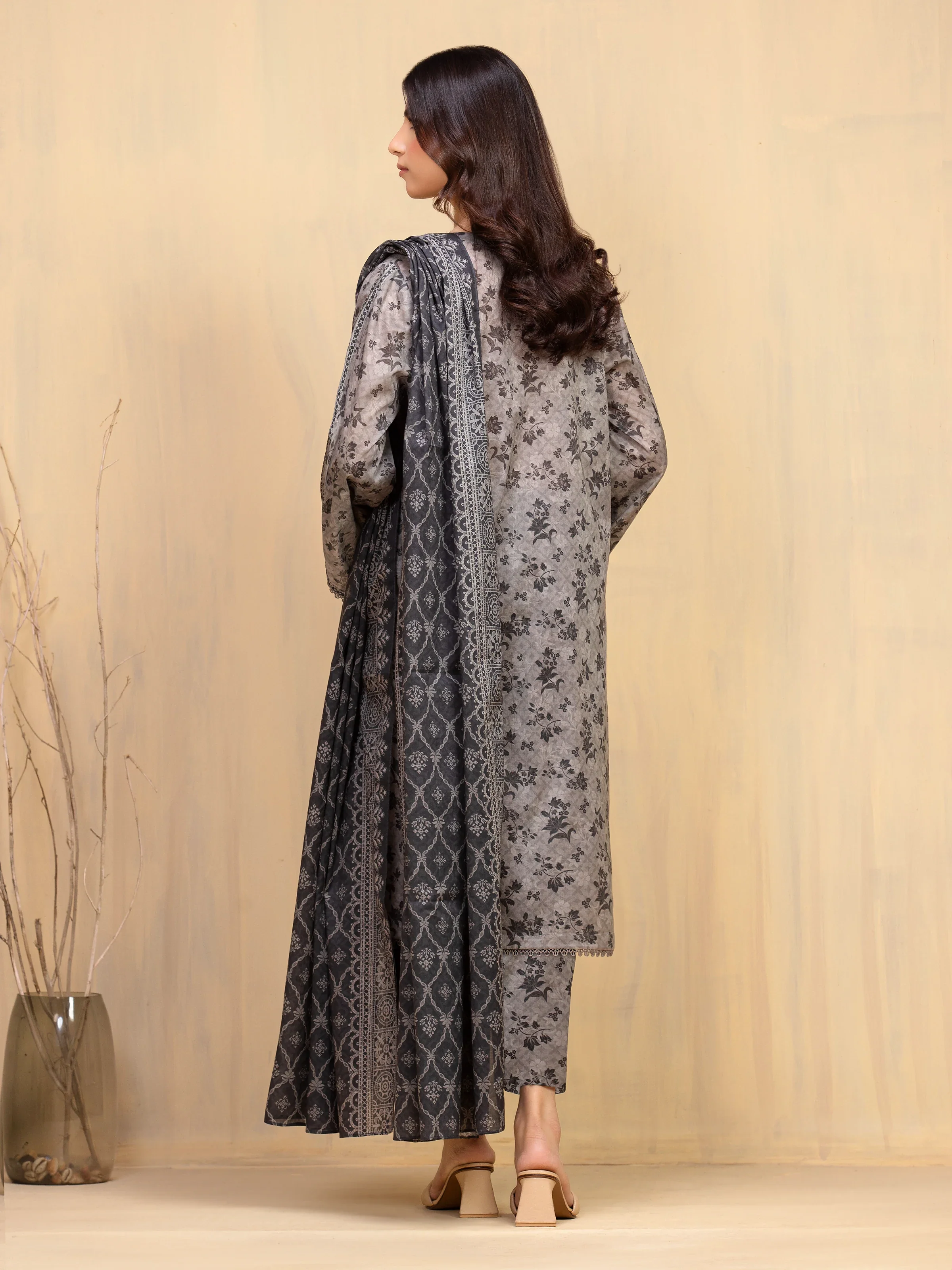 Unstitched Printed Khaddar Suit - EWU5A3-36126-3P - Image 5