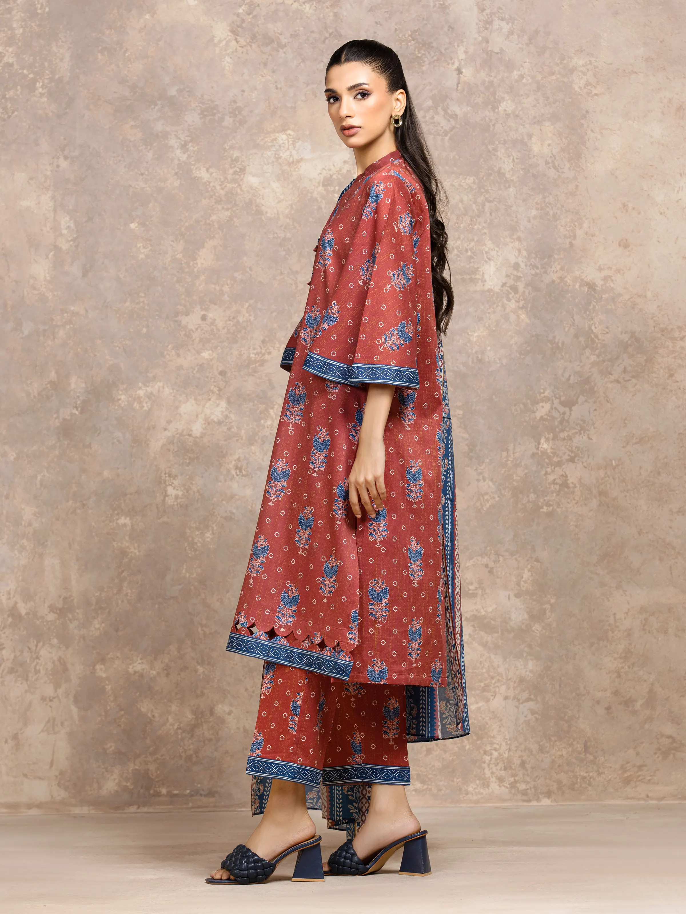 Unstitched Printed Khaddar Suit - EWU5A3-36131-3P - Image 4