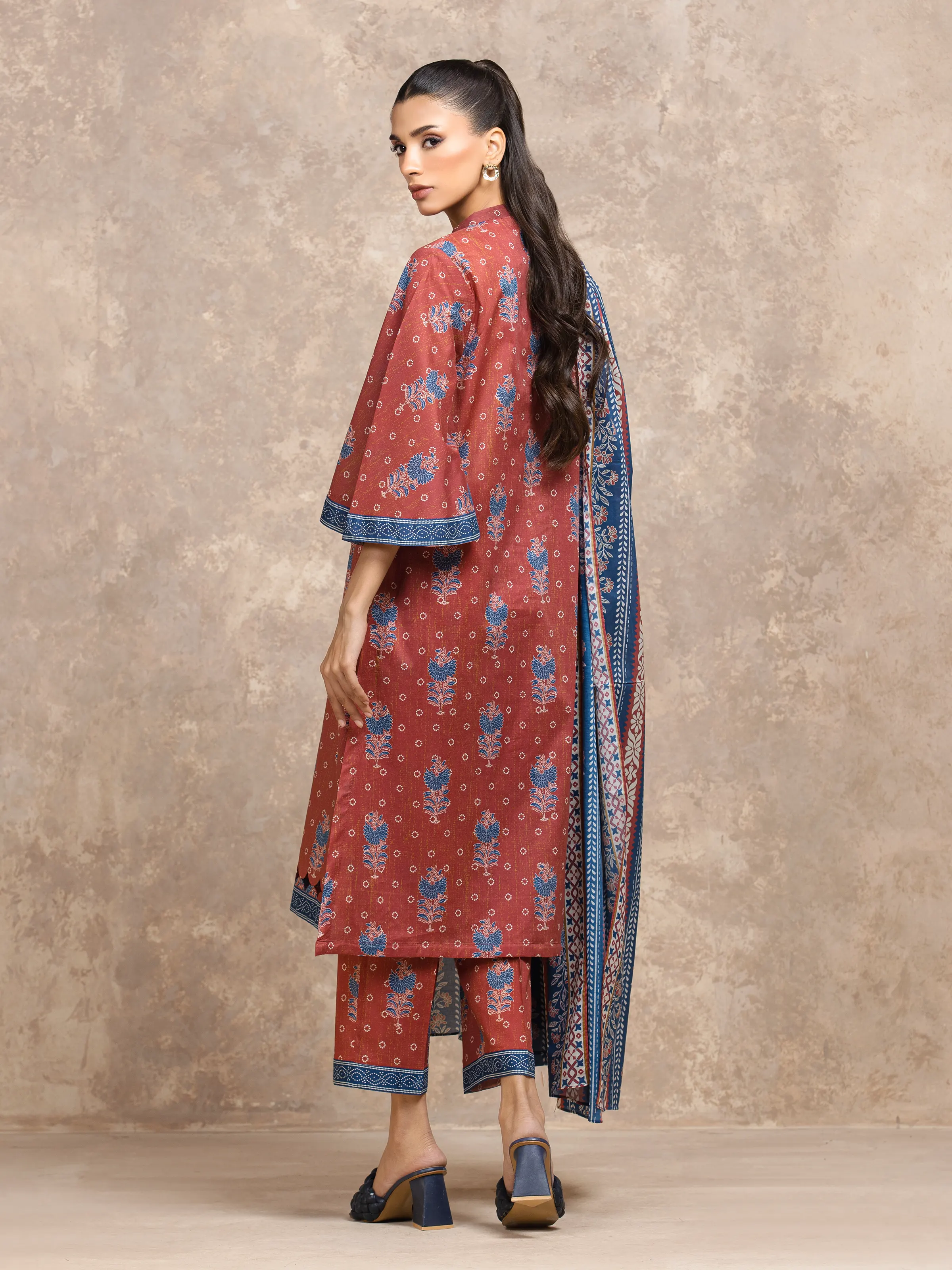 Unstitched Printed Khaddar Suit - EWU5A3-36131-3P - Image 5