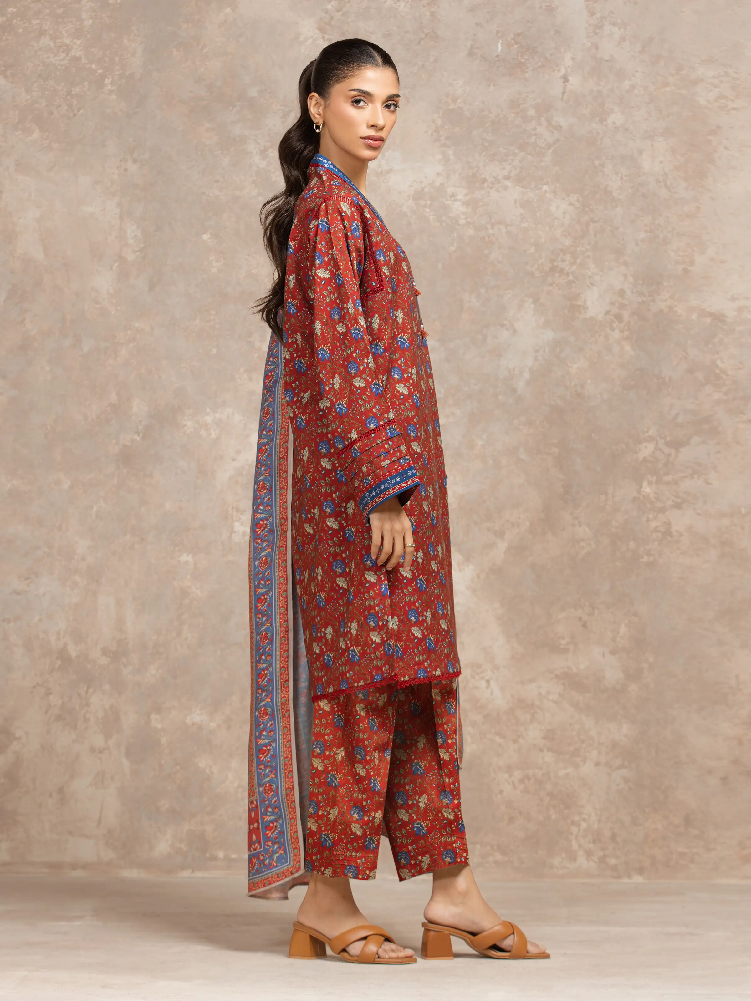 Unstitched Printed Khaddar Suit - EWU5M3-006-3P - Image 4