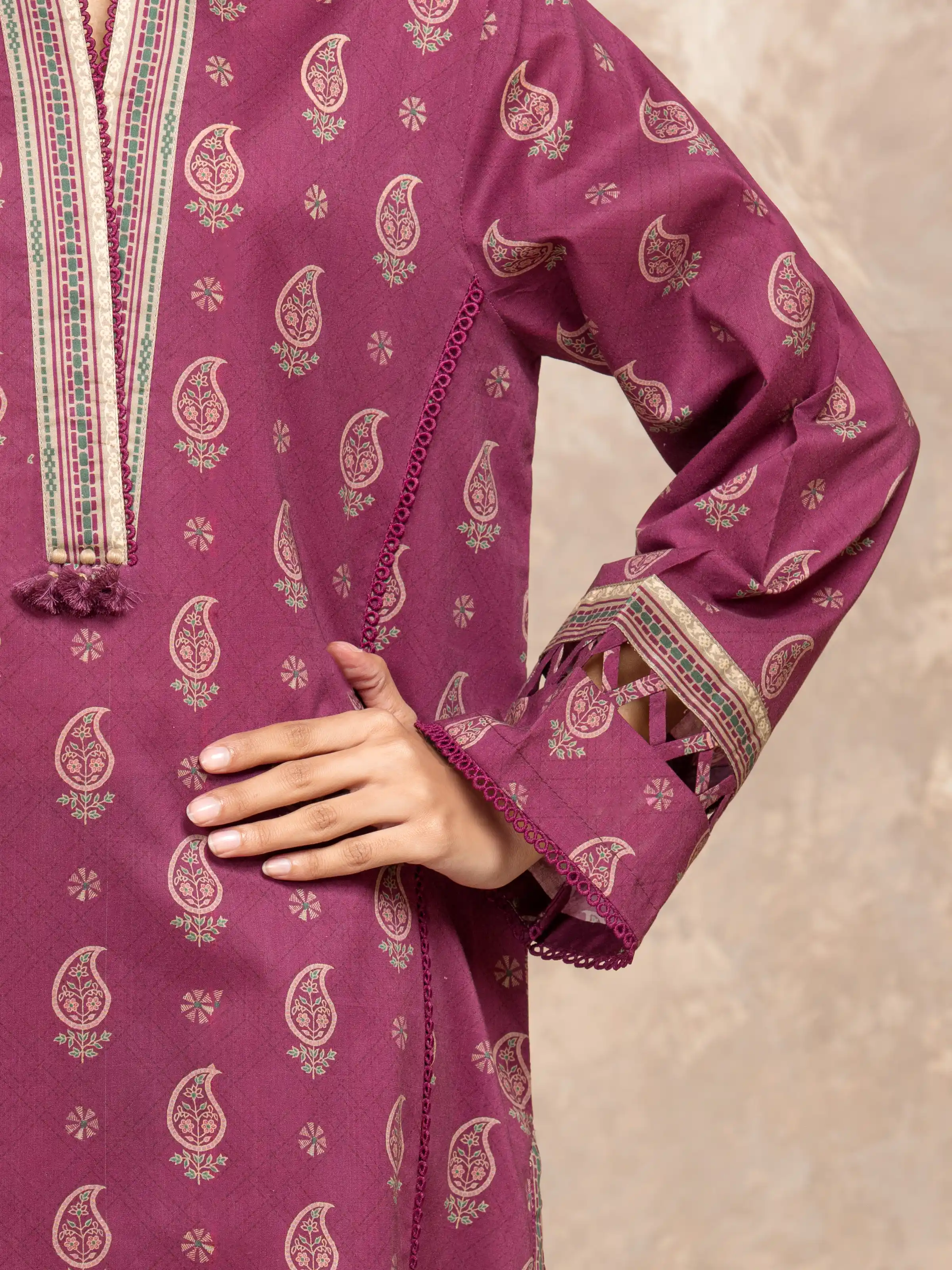 Unstitched Printed Khaddar Suit - EWU5M3-010-3P - Image 4