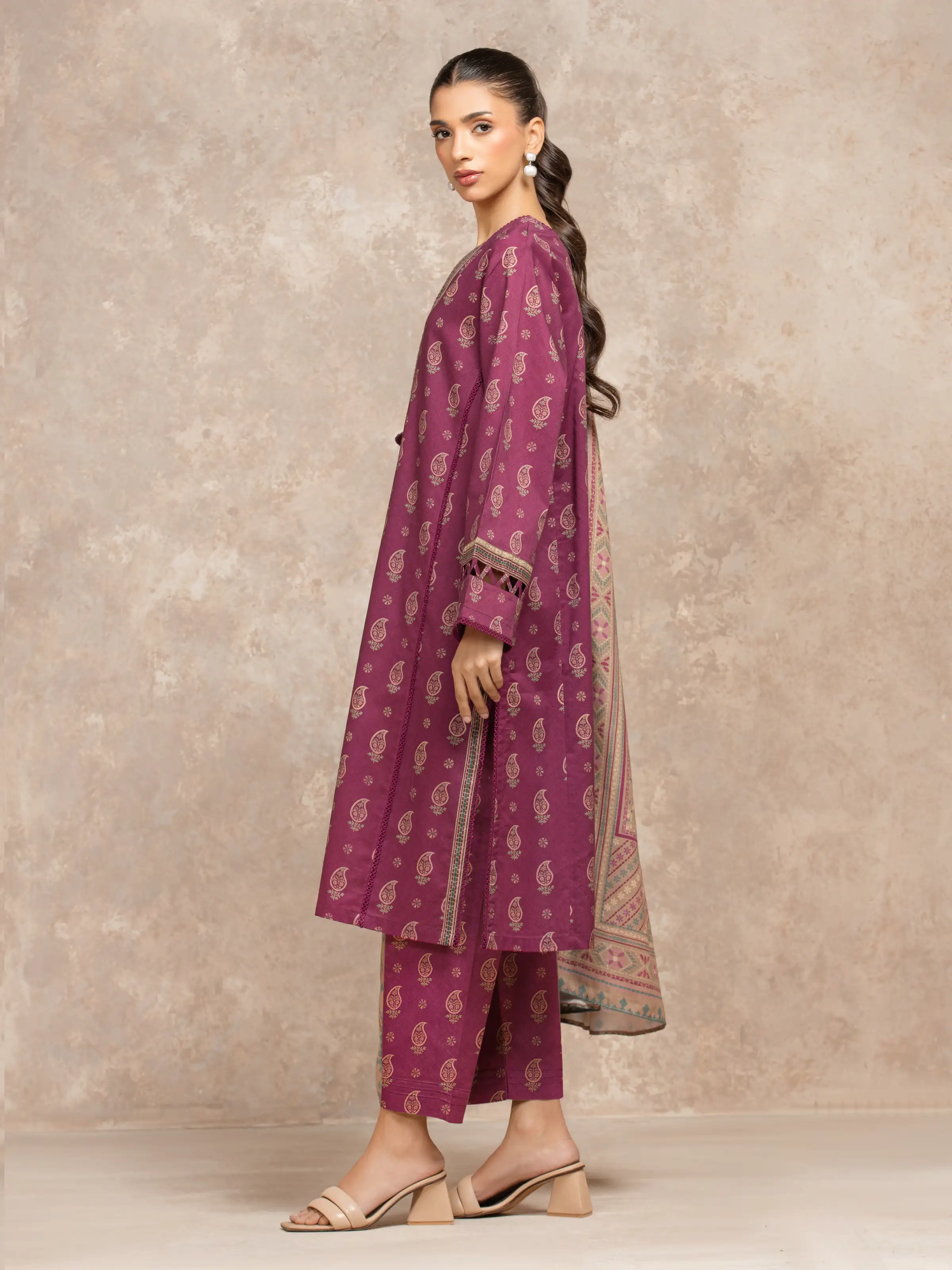 Unstitched Printed Khaddar Suit - EWU5M3-010-3P - Image 5
