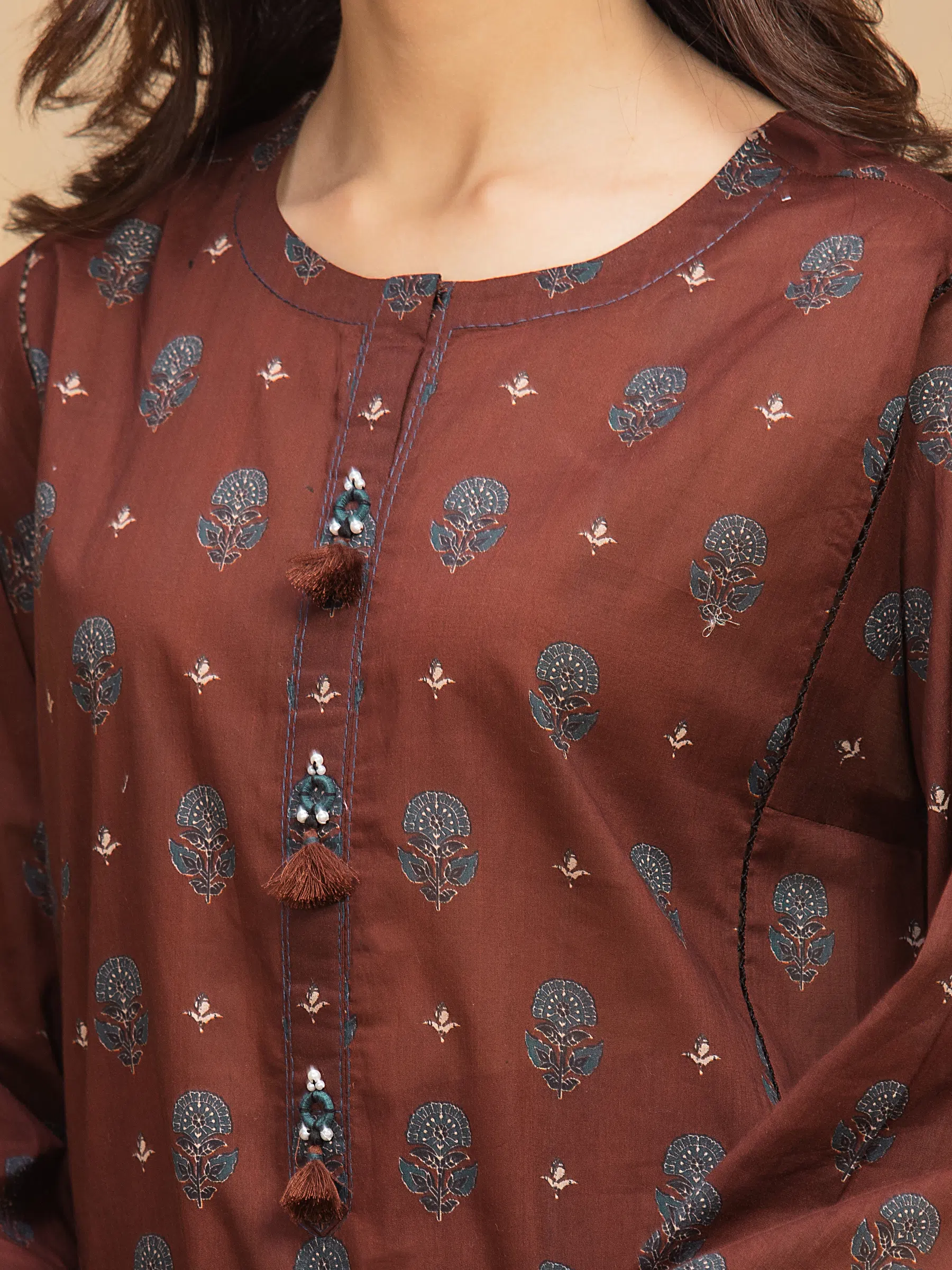 Unstitched Printed Khaddar Suit - EWU5M3-020-3P - Image 2