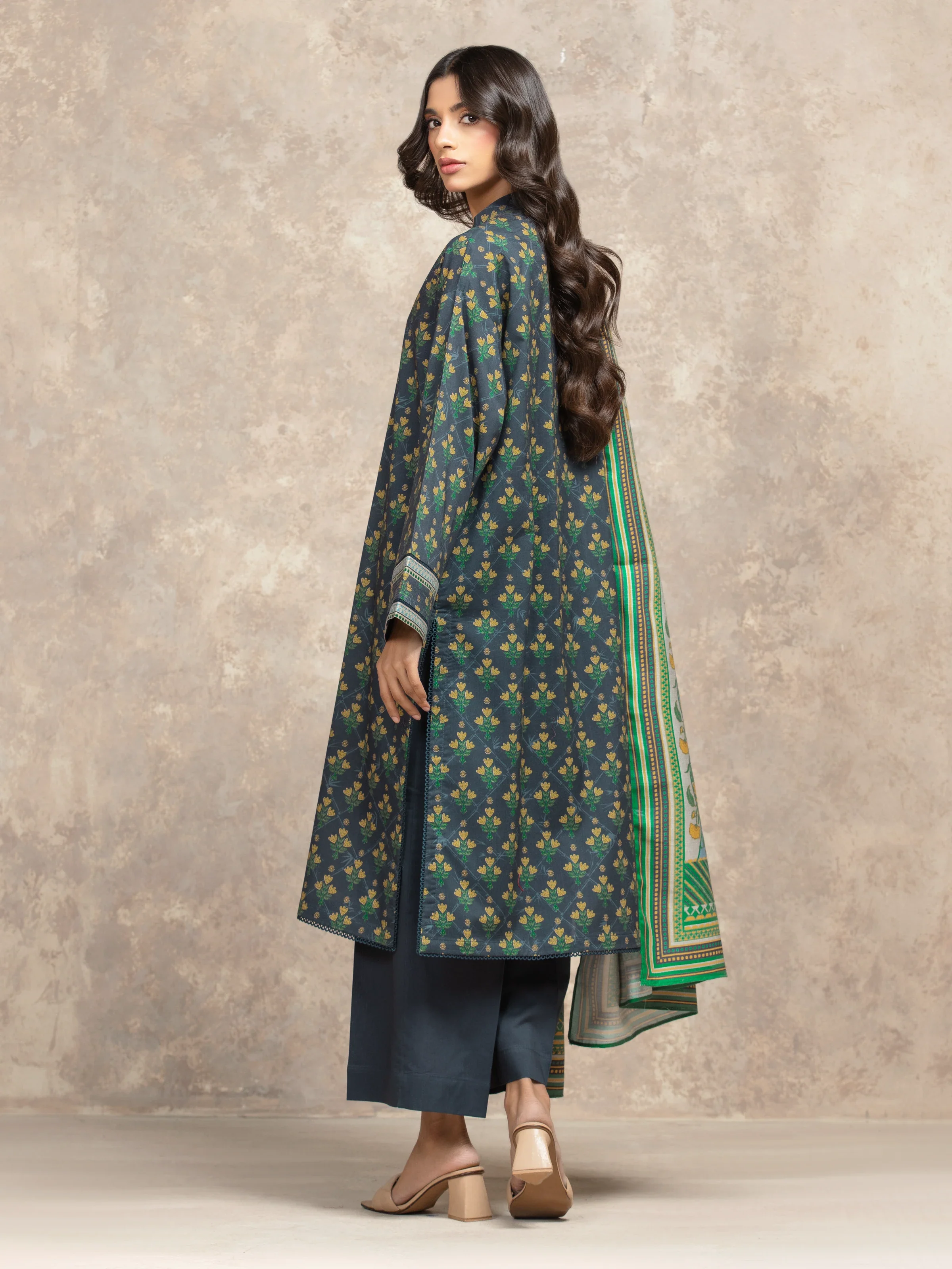 Unstitched Printed Khaddar Shirt - EWU5M3-032S - Image 5