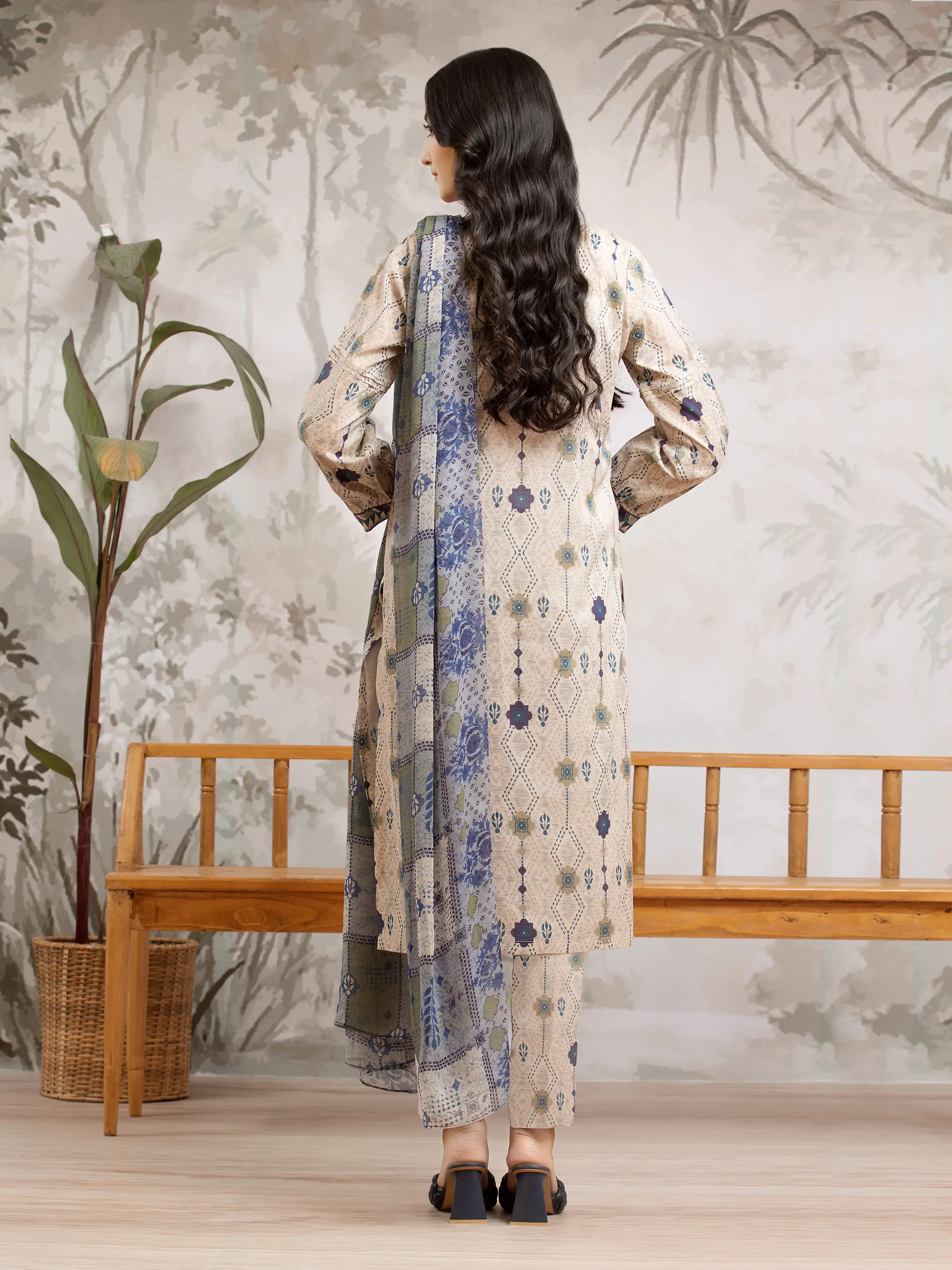 Unstitched Printed Khaddar Shirt Trouser- EWU24M2-193ST - Image 4