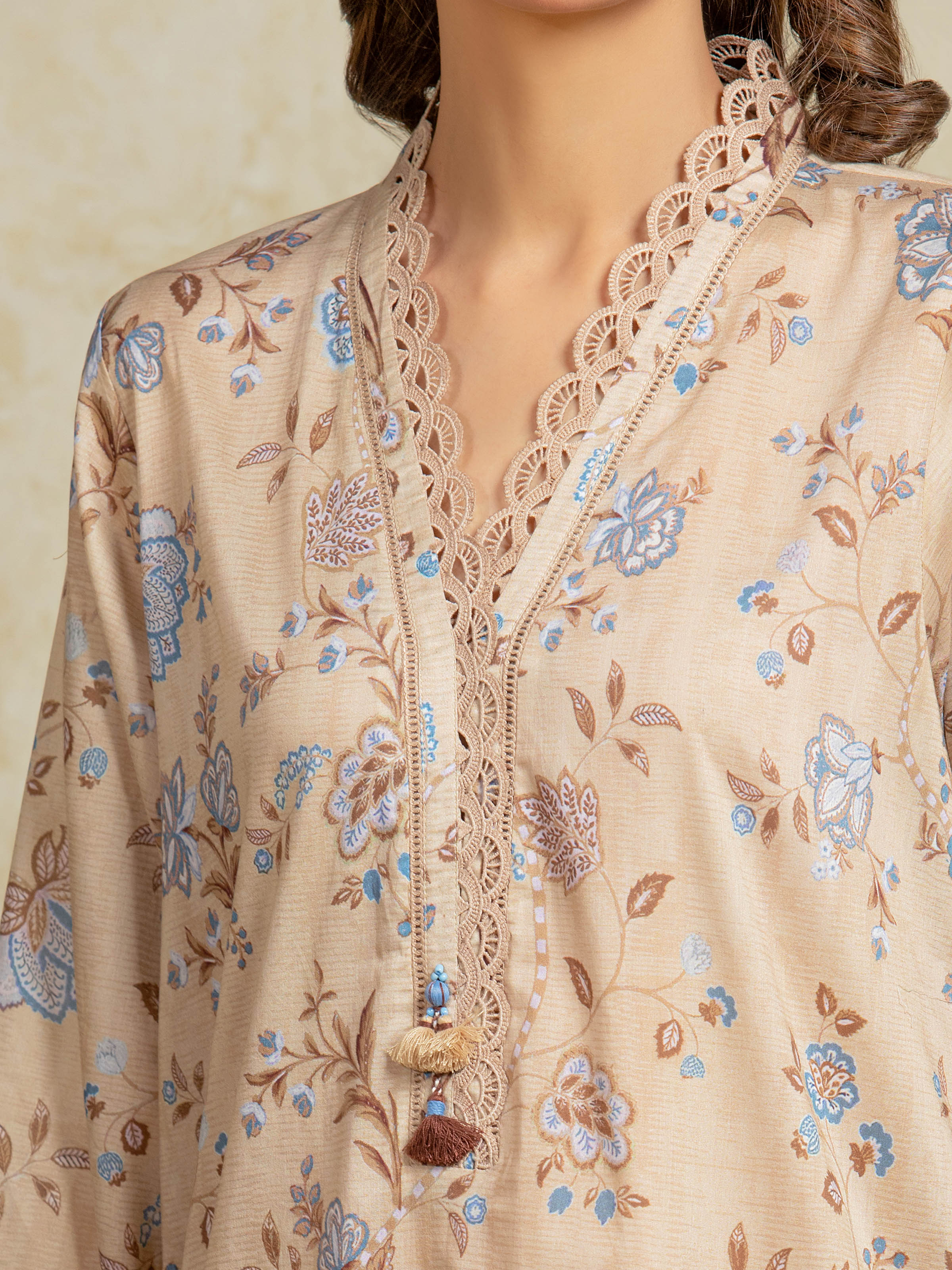 Unstitched Printed Khaddar Suit - EWU5A3-35946-3P - Image 3