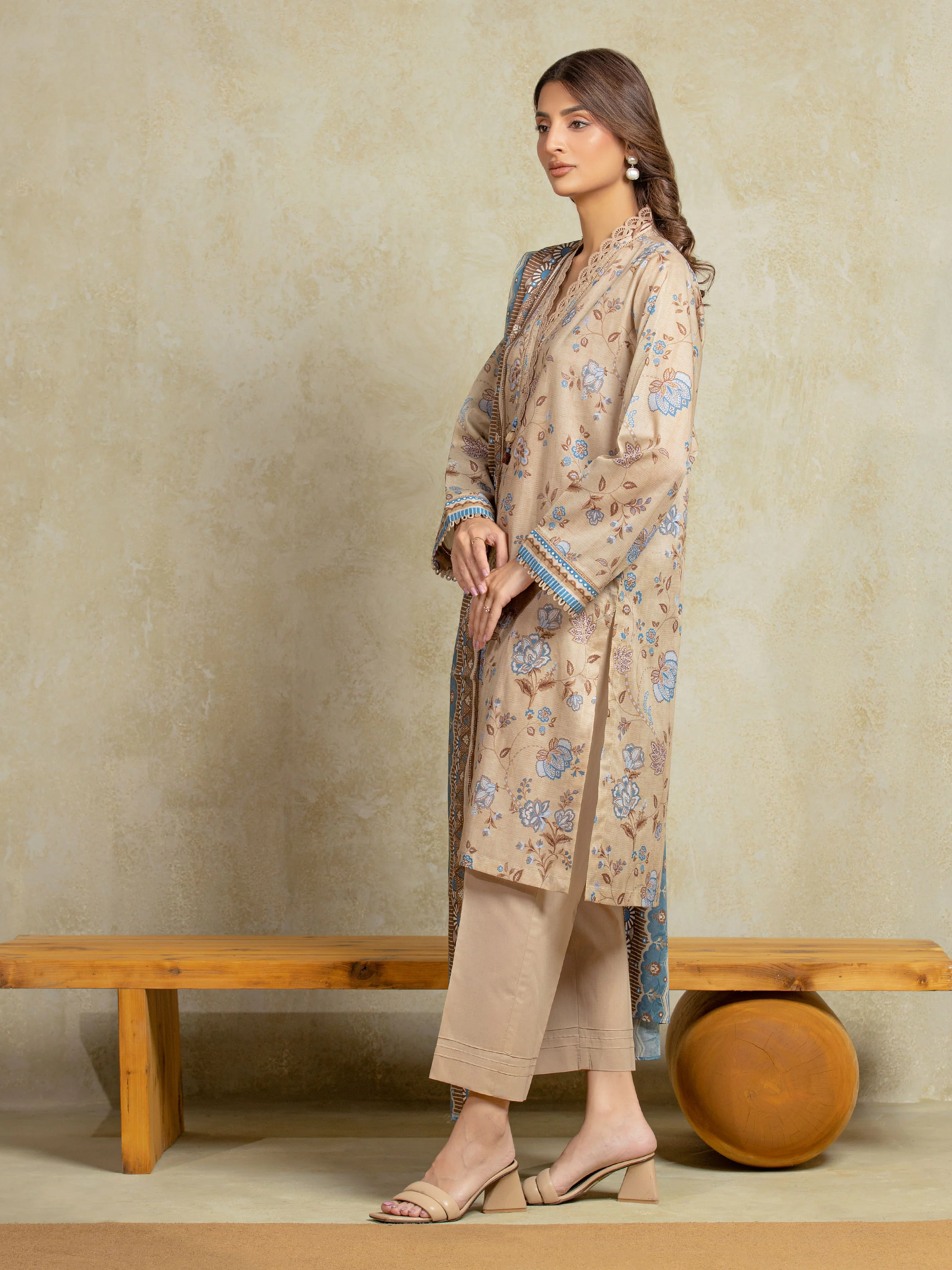 Unstitched Printed Khaddar Suit - EWU5A3-35946-3P - Image 5