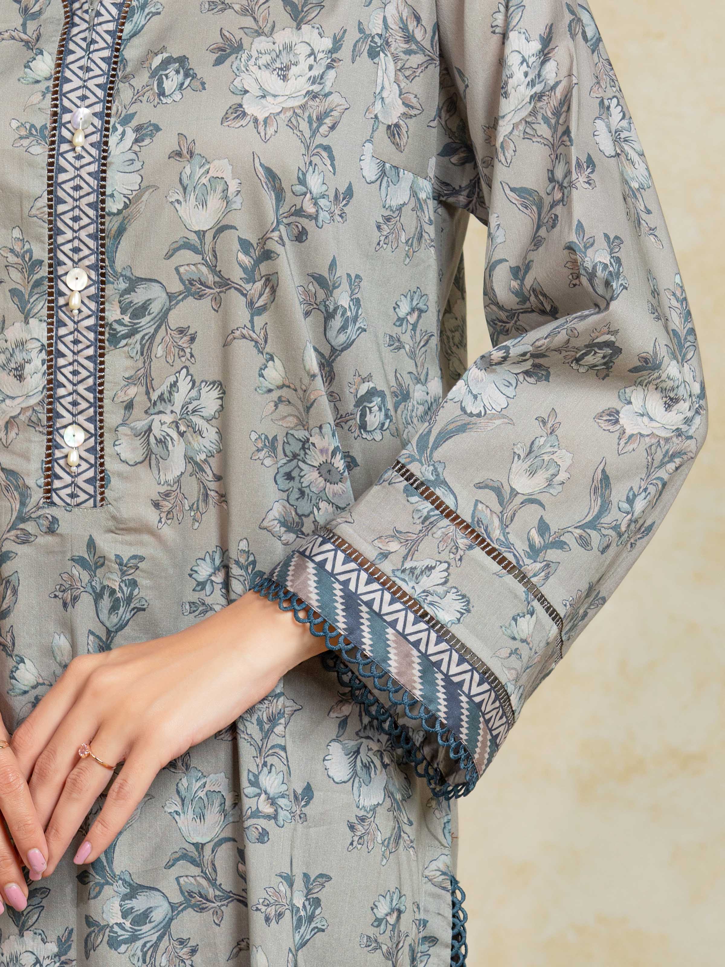 Unstitched  Printed Khaddar Shirt - EWU5A3-35948S - Image 4