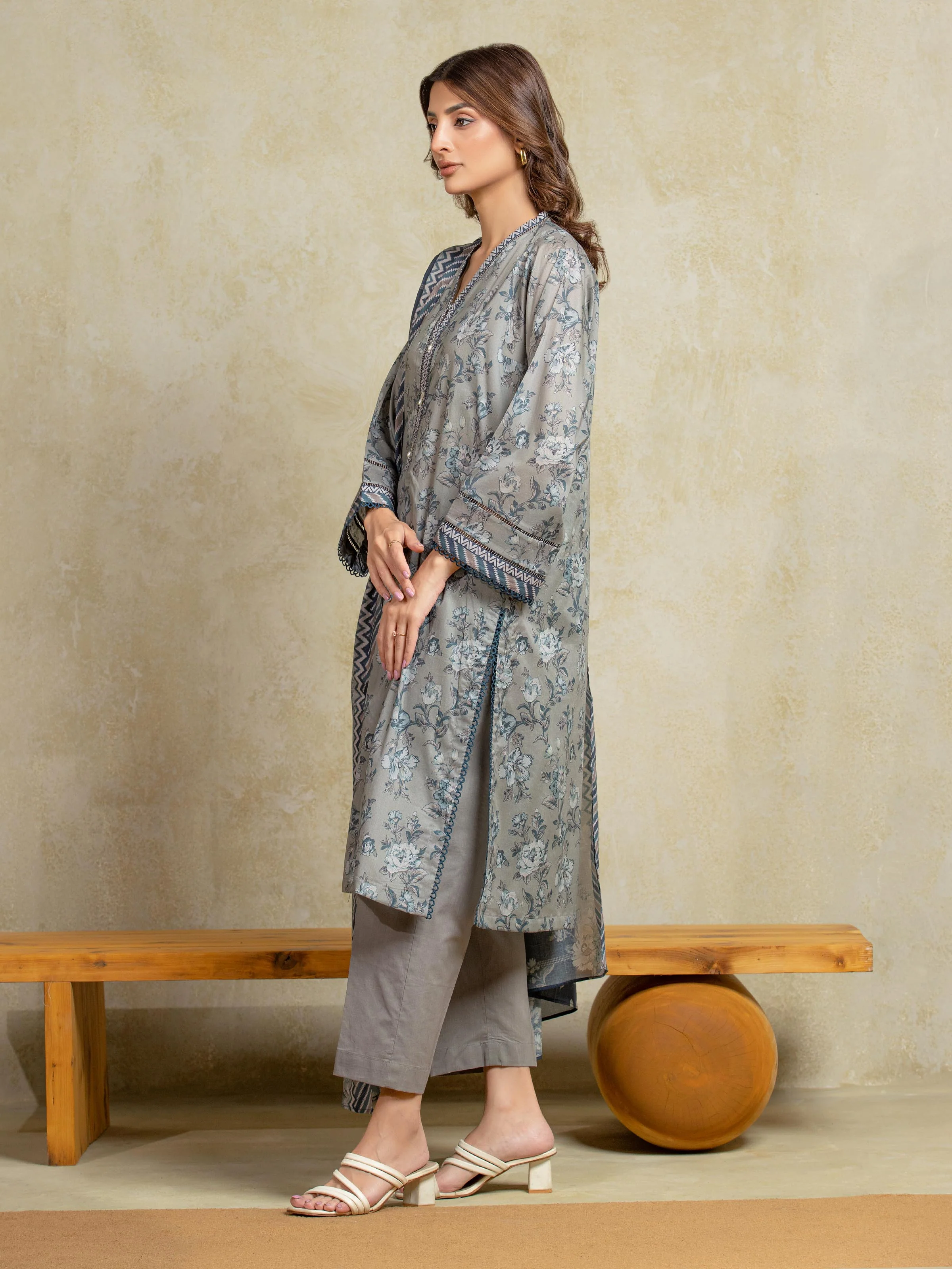 Unstitched  Printed Khaddar Shirt - EWU5A3-35948S - Image 5