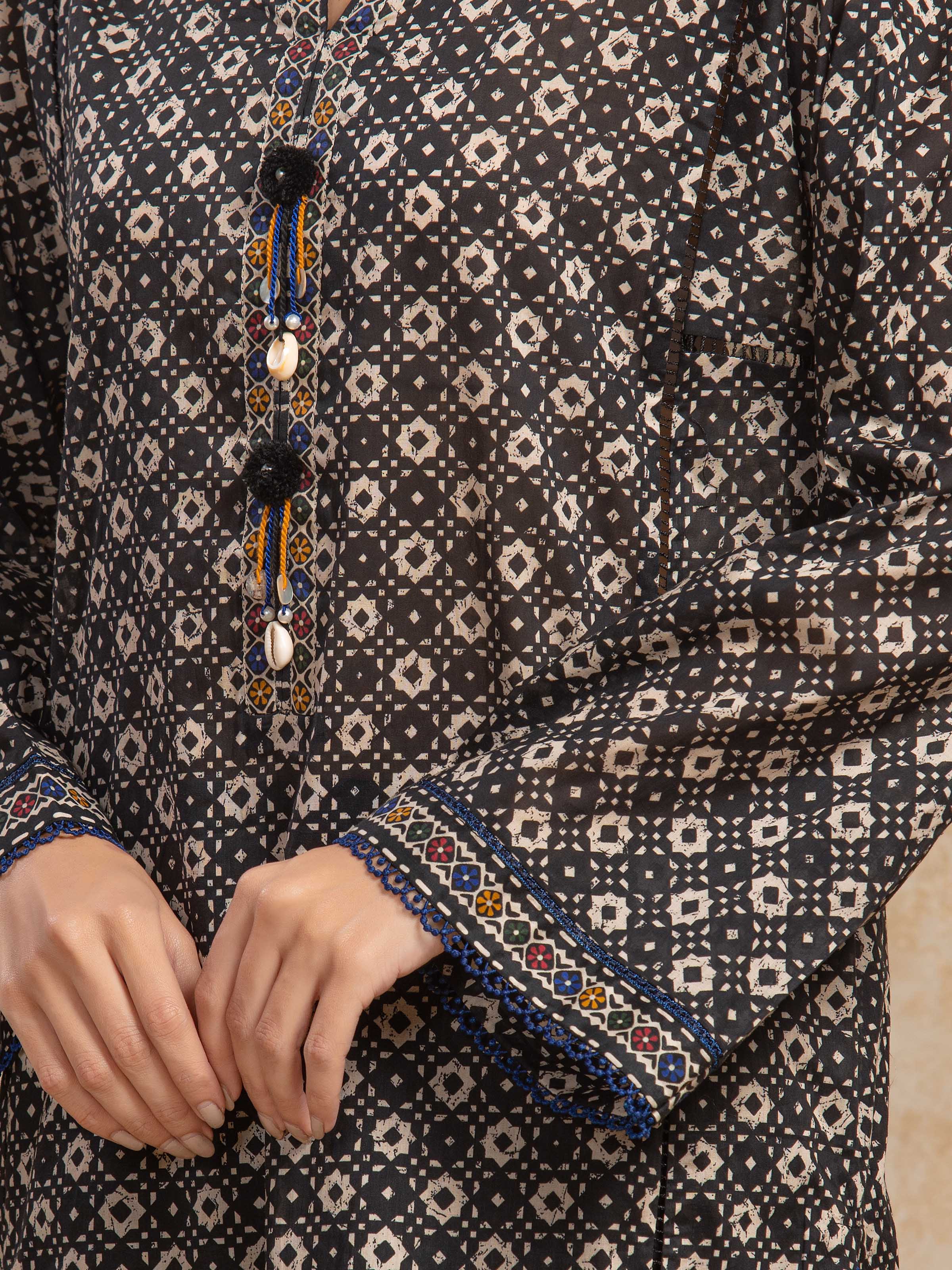 Unstitched Printed Khaddar Suit - EWU5A3-35979-3P - Image 4