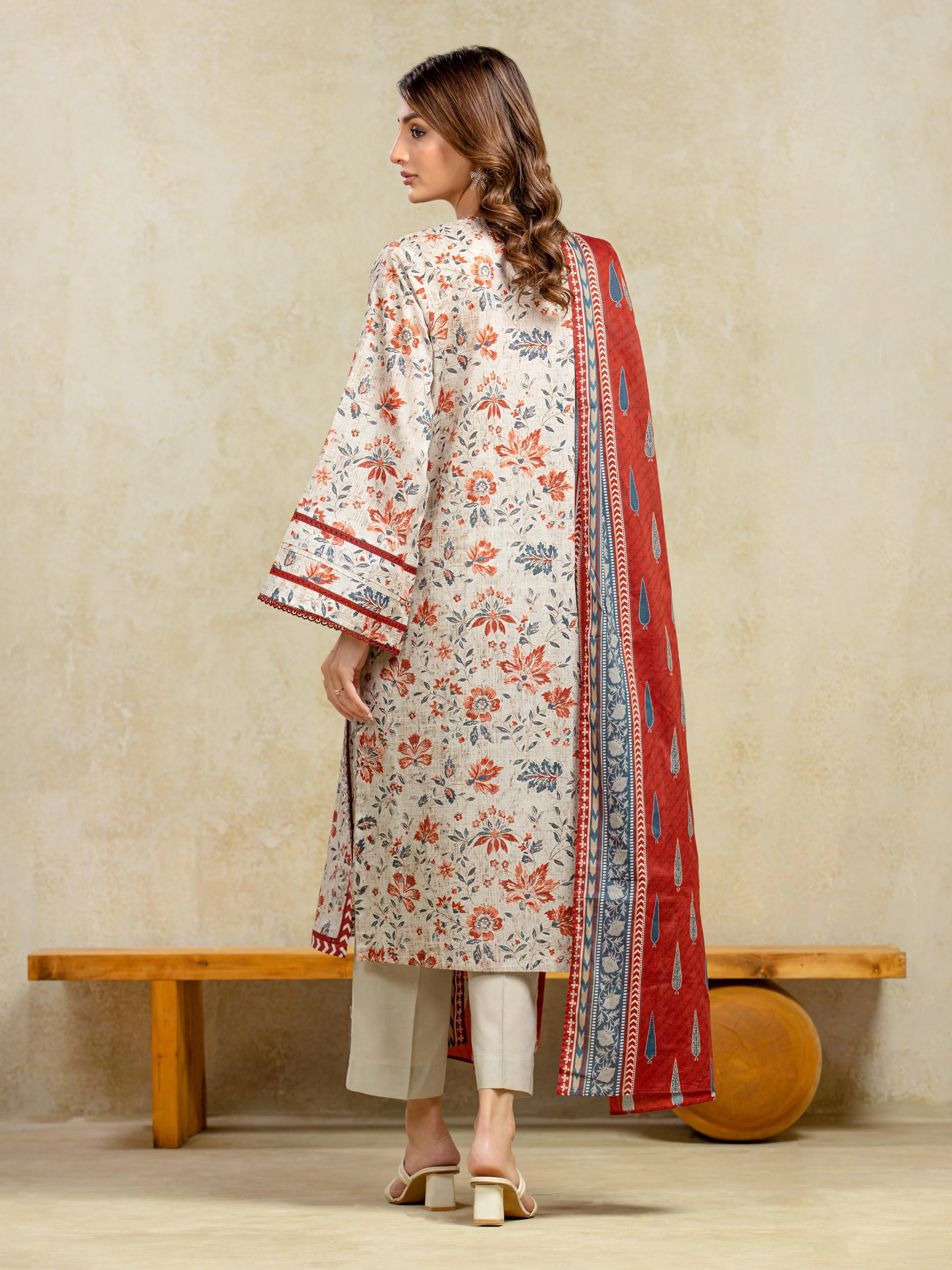 Unstitched Printed Khaddar Suit - EWU5A3-35993-3P - Image 6