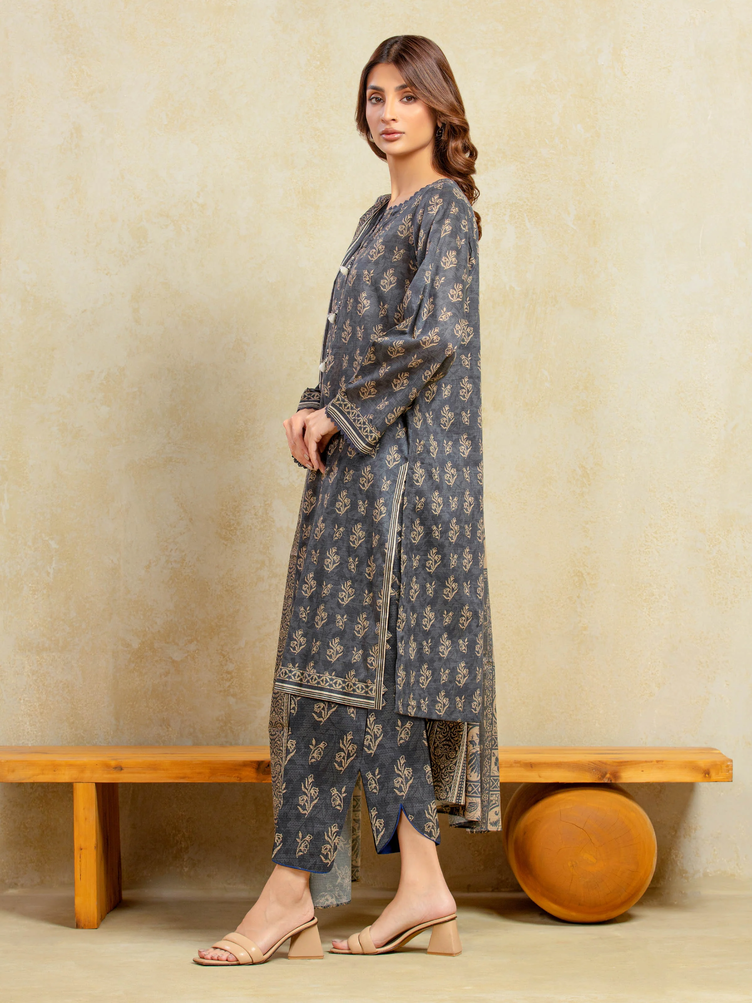 Unstitched Printed Khaddar Shirt Trouser - EWU5A3-36095ST - Image 5