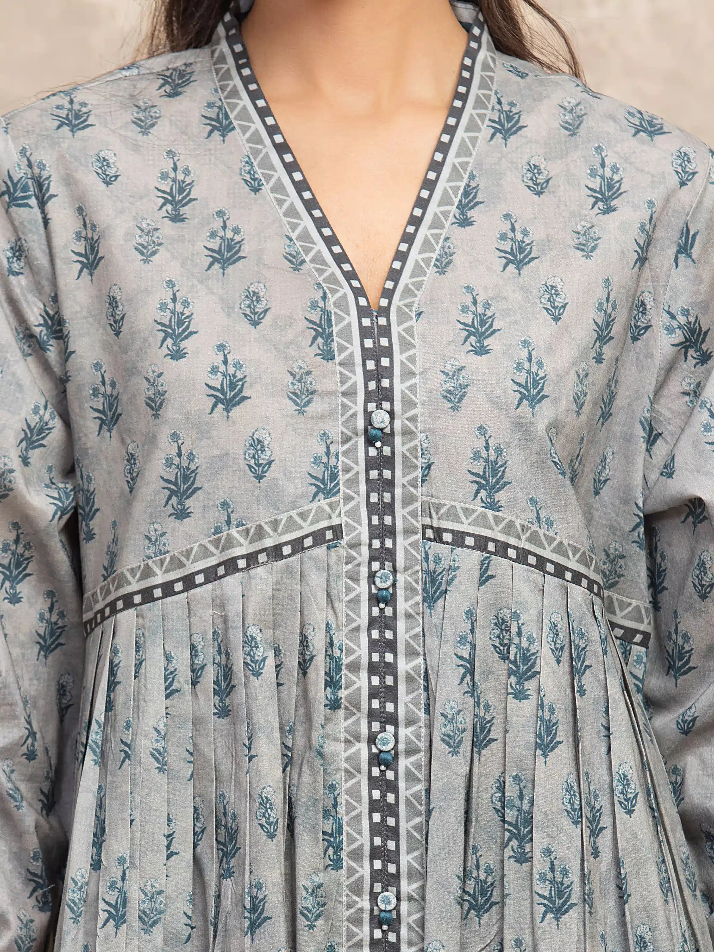 Unstitched Printed Khaddar Suit - EWU5A3-36119-3P - Image 3