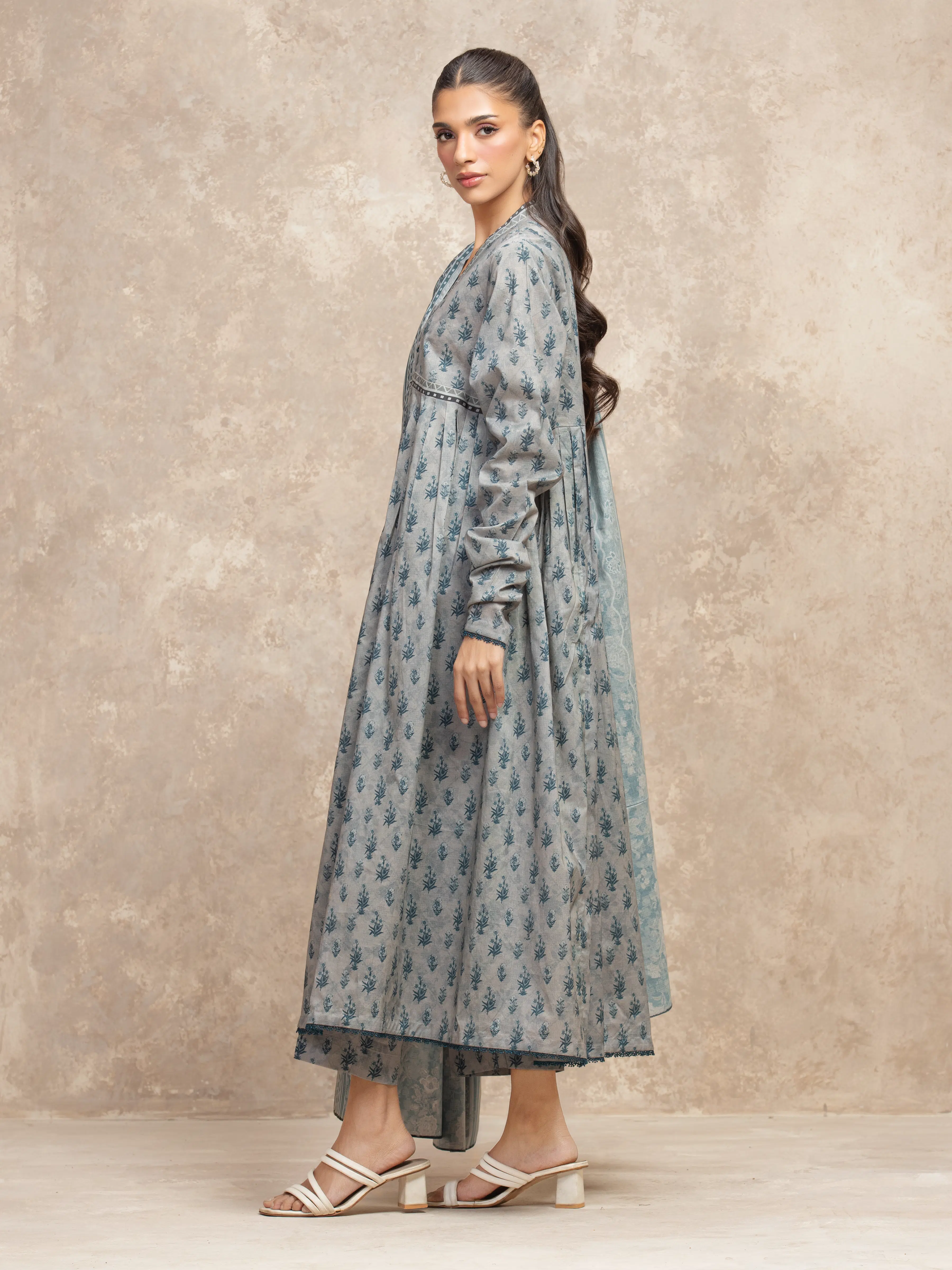 Unstitched Printed Khaddar Suit - EWU5A3-36119-3P - Image 5