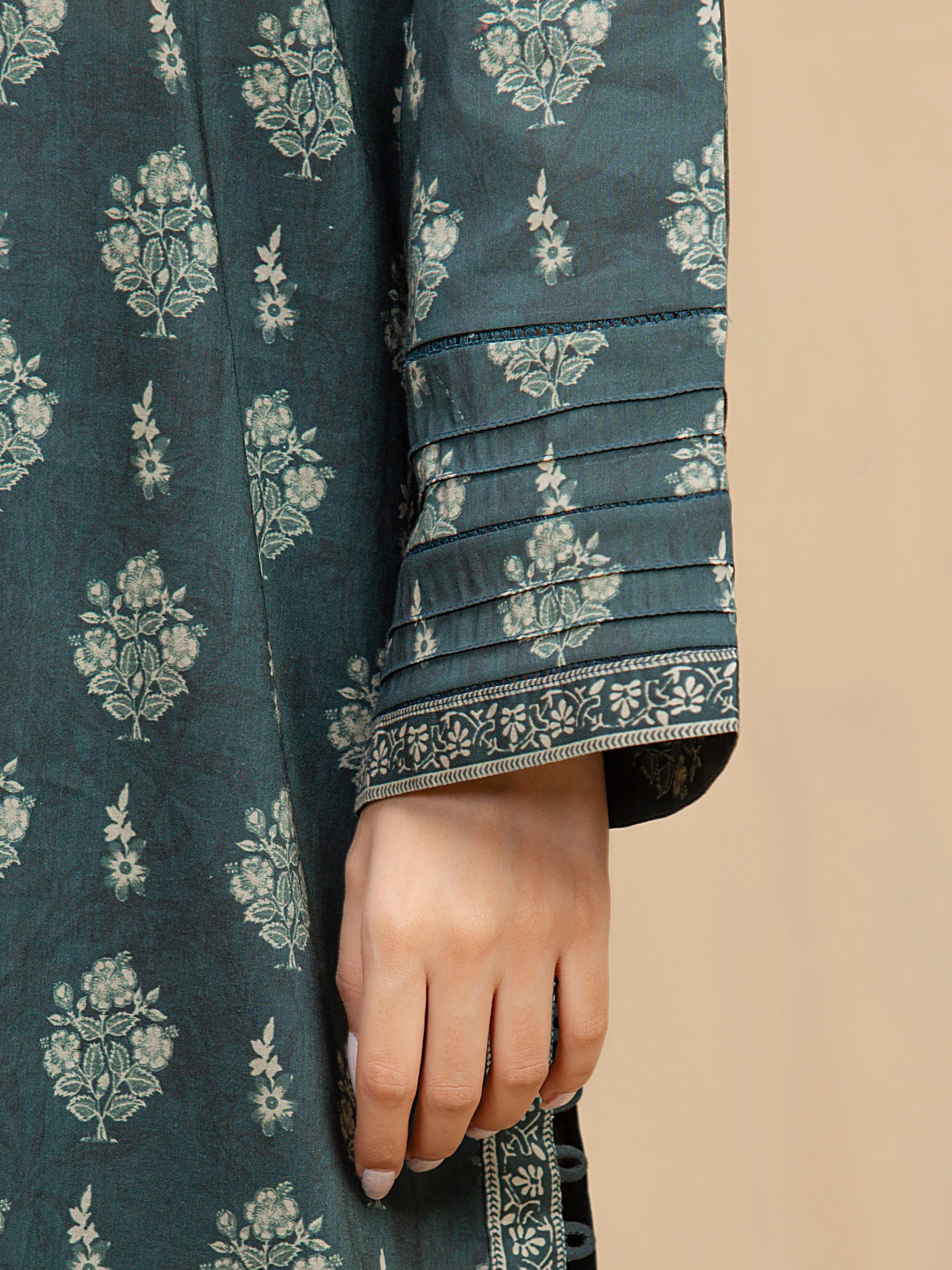 Unstitched  Printed Khaddar Shirt Trouser - EWU5A3-36120ST - Image 4