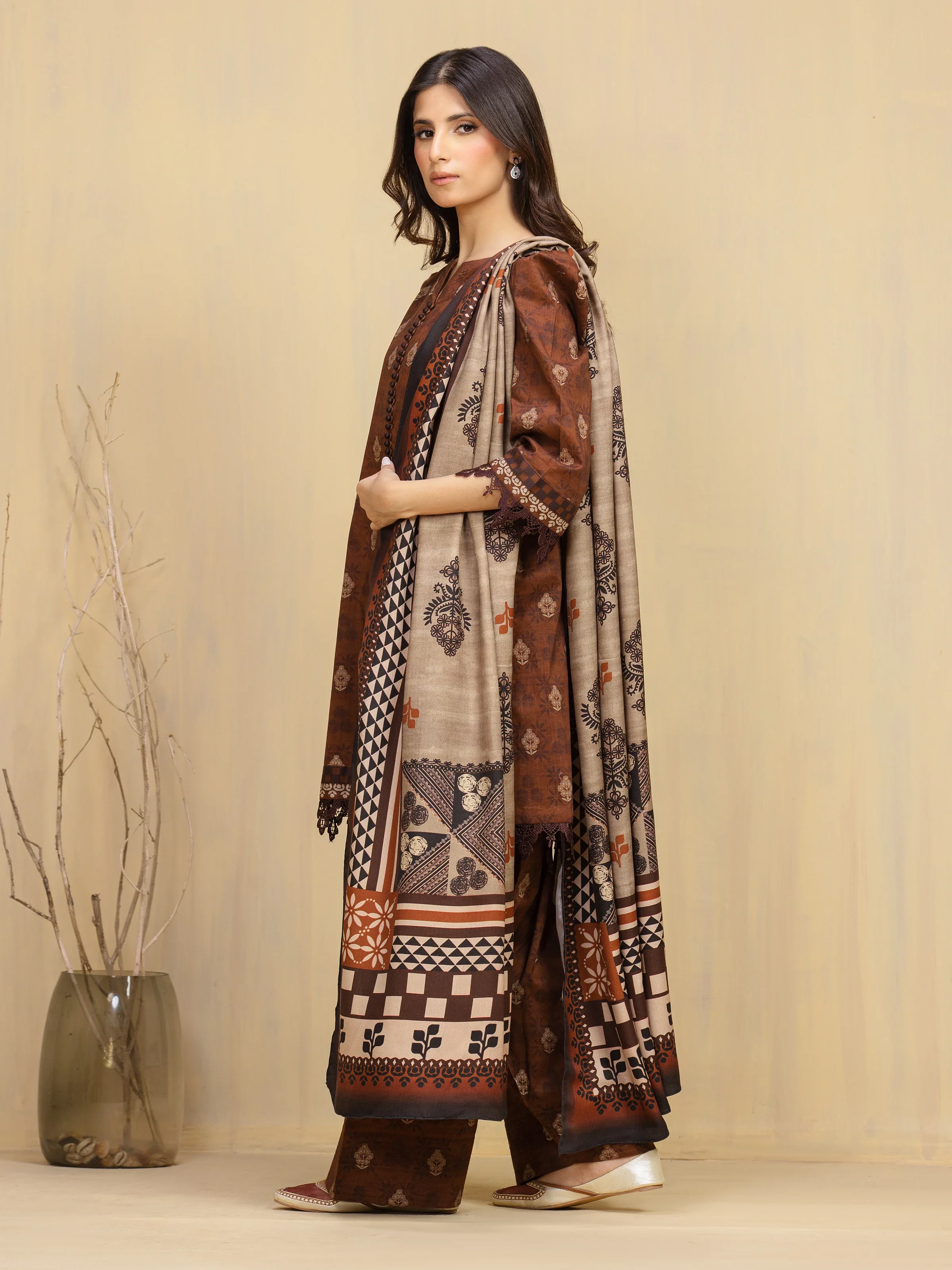 Unstitched Printed Khaddar Shirt - EWU5M3-001S - Image 4