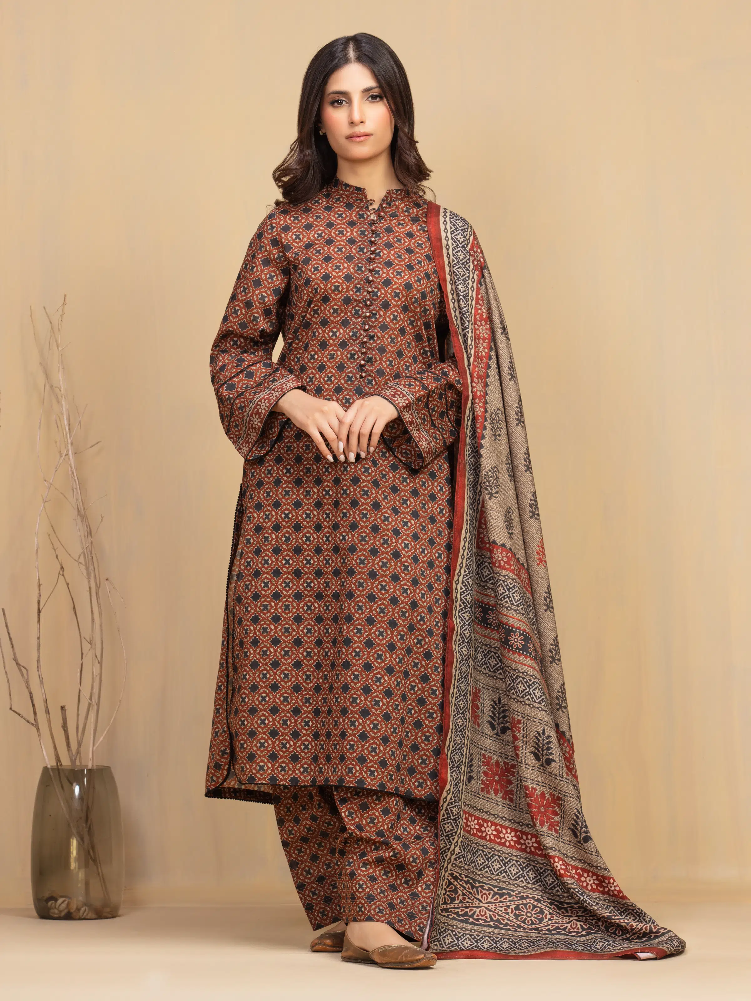 Unstitched Printed Khaddar Suit - EWU5M3-002-3P
