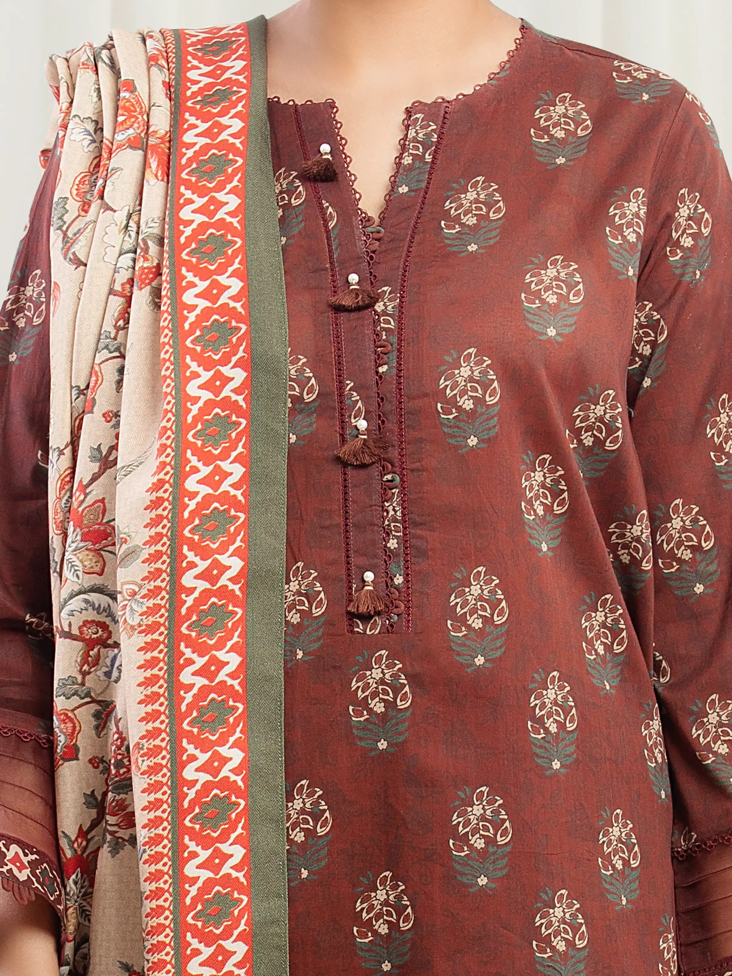 Unstitched Printed Khaddar Suit - EWU5M3-017-3P - Image 2