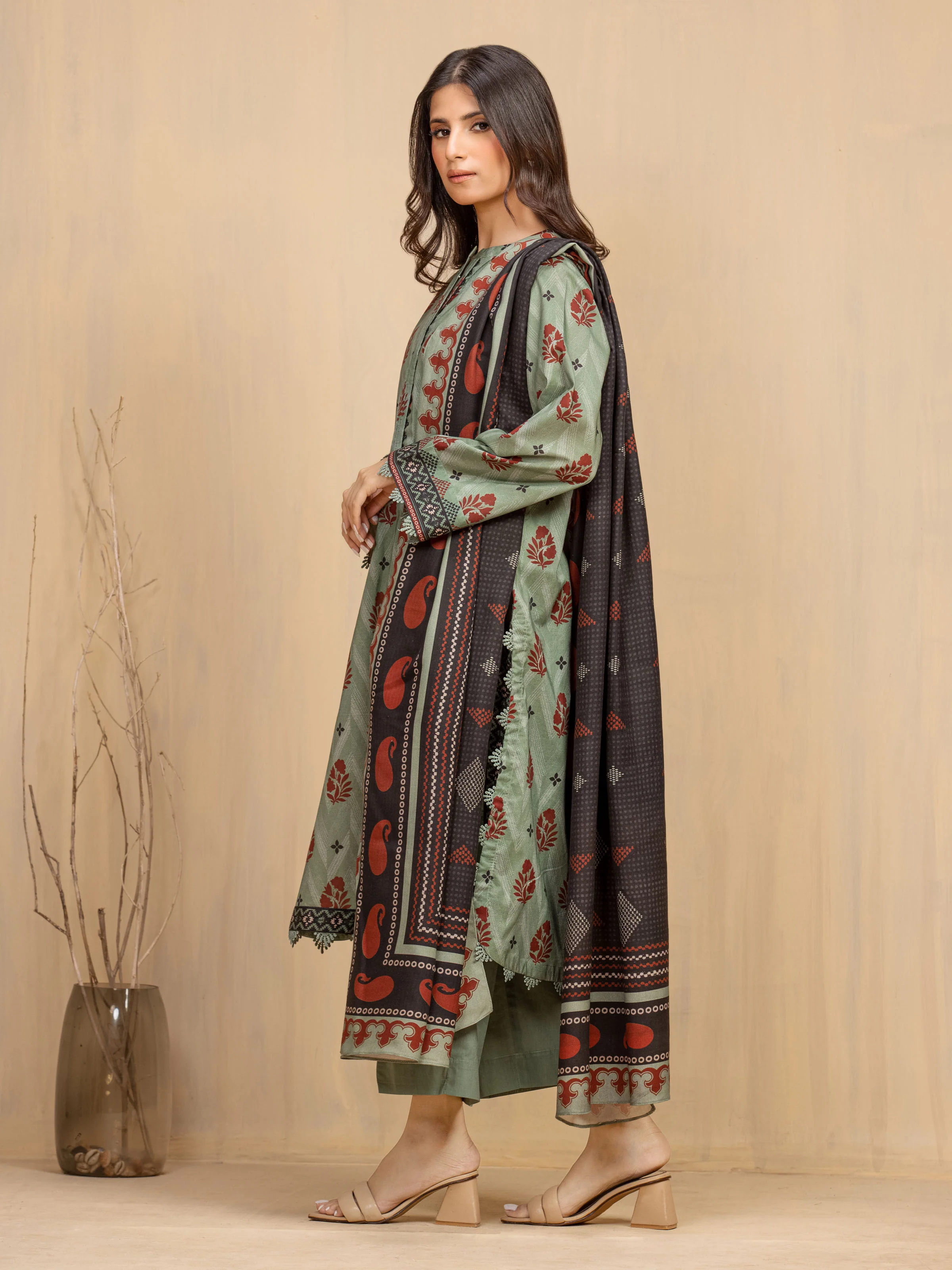 Unstitched Printed Khaddar Shirt Trouser - EWU5M3-018ST - Image 5