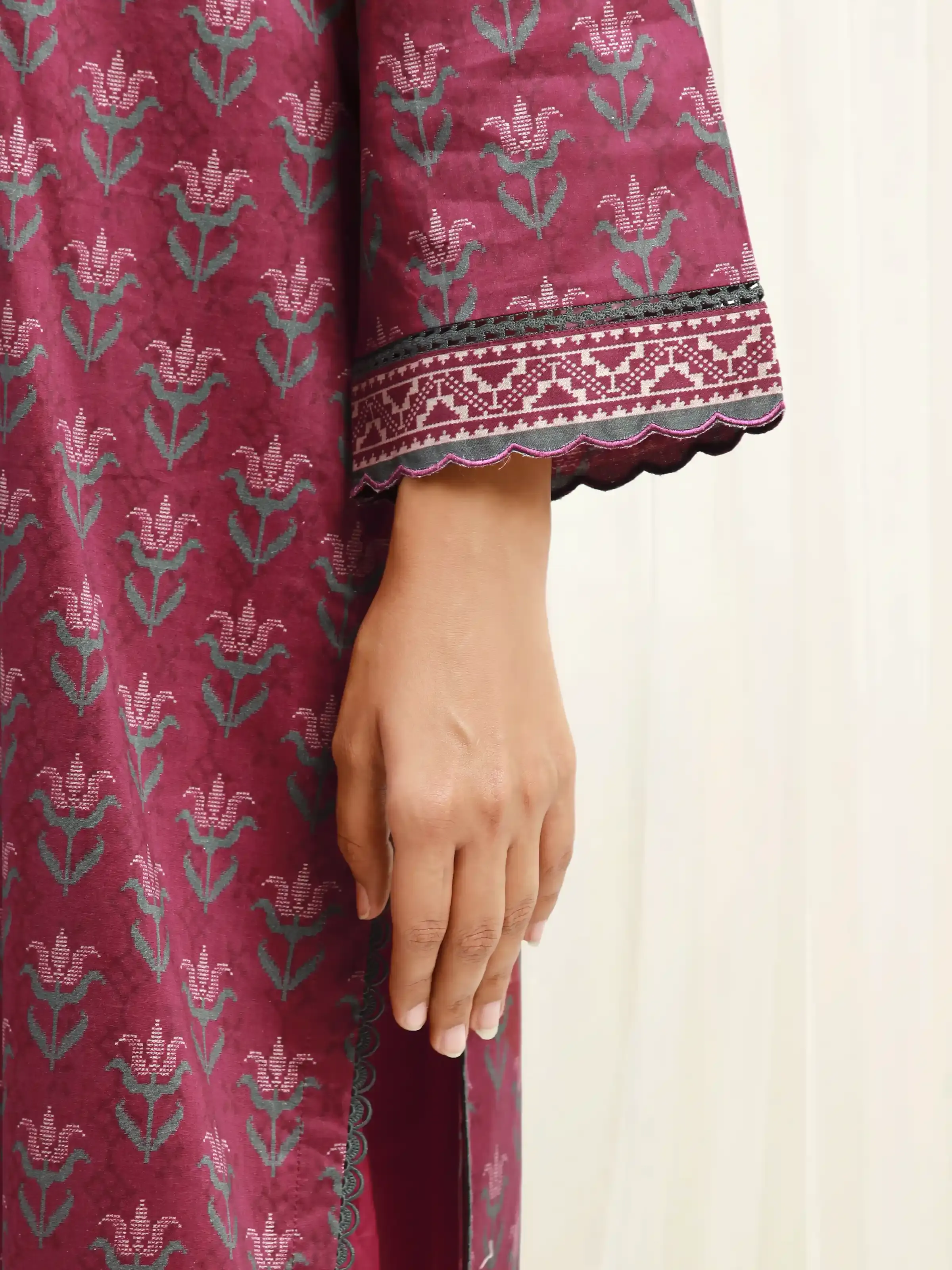 Unstitched Printed Khaddar Shirt Trouser - EWU5M3-022ST - Image 3