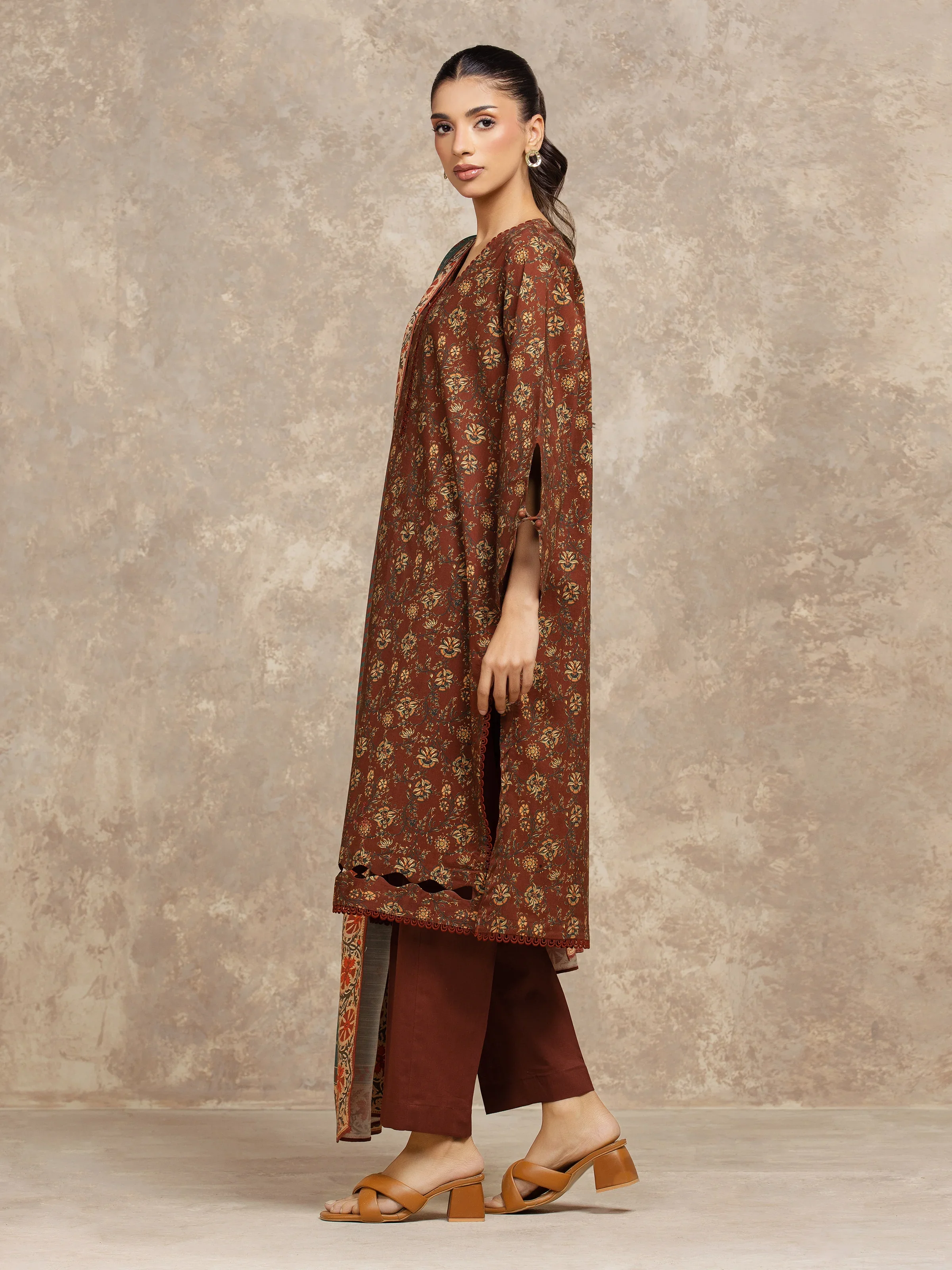 Unstitched Printed Khaddar Suit - EWU5M3-033-3P - Image 4