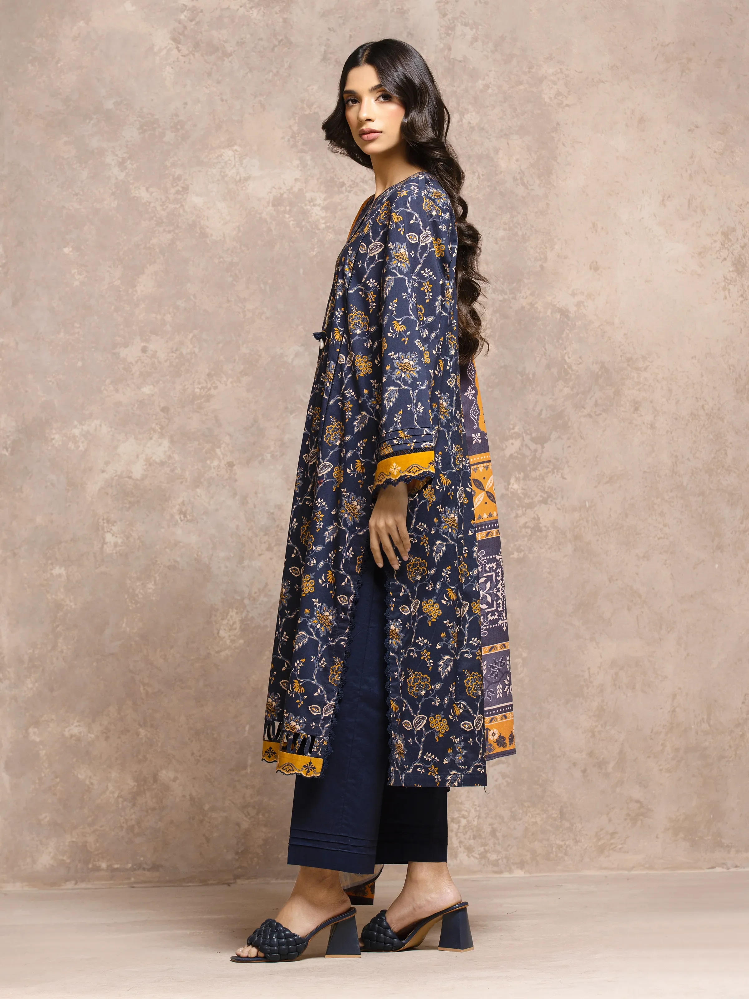 Unstitched Printed Khaddar Shirt Trouser - EWU5M3-038ST - Image 5