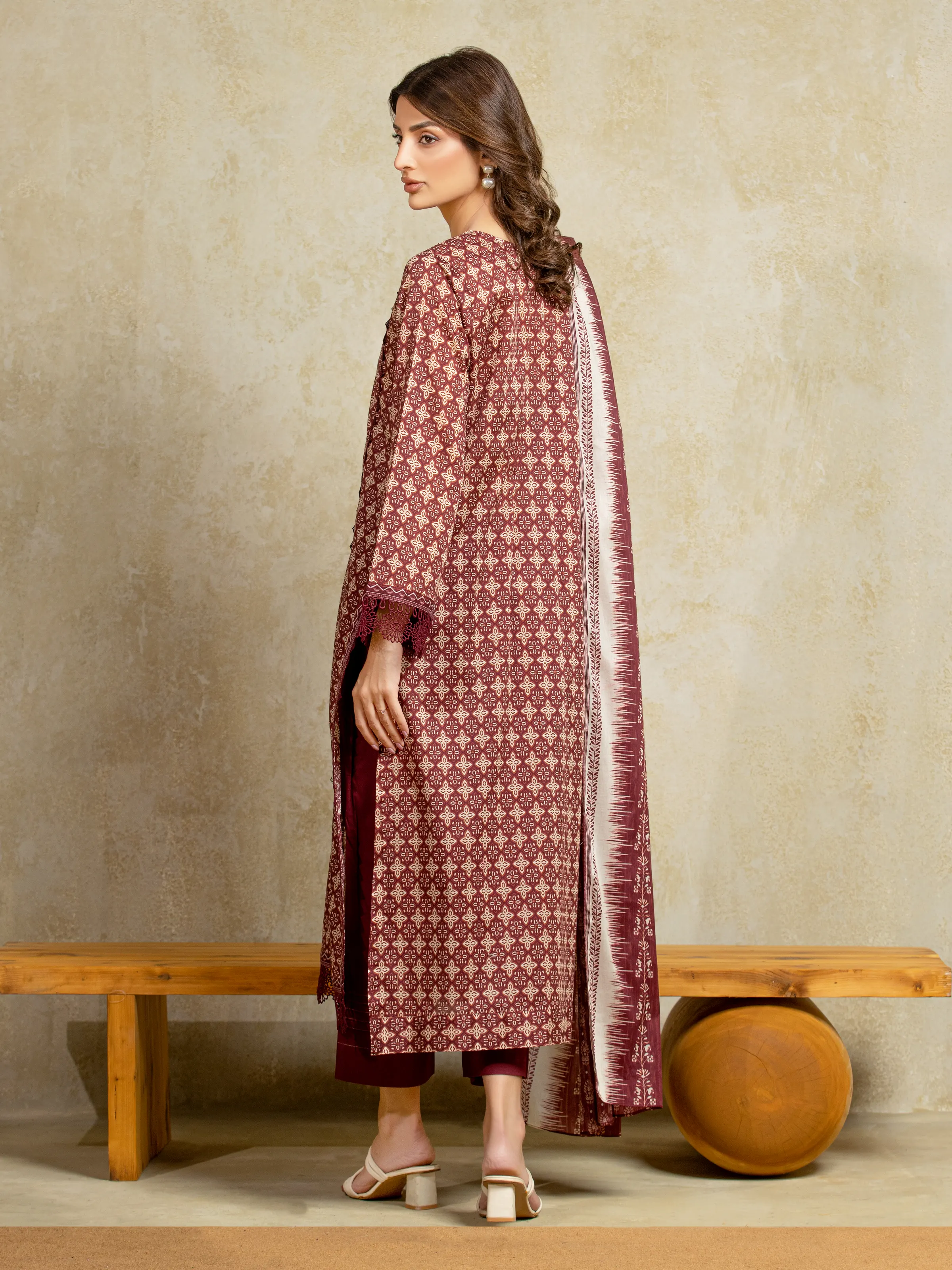 Unstitched Printed Khaddar Suit - EWU5A3-35970-3P - Image 5