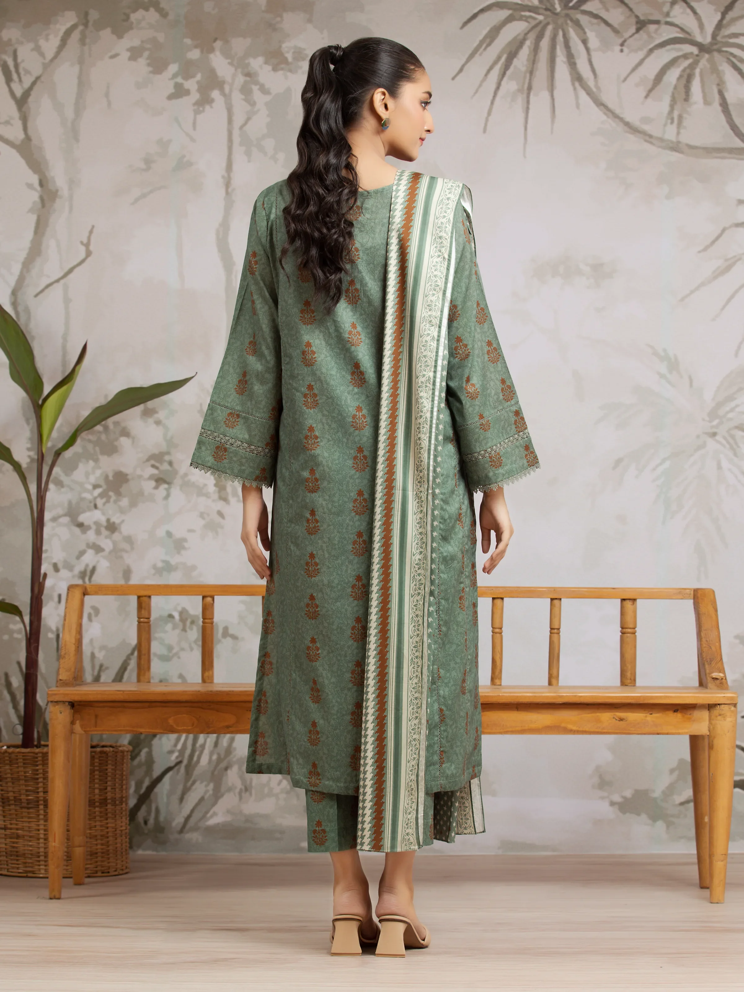 Unstitched Printed Khaddar Suit - EWU24A3-29600ST - Image 2
