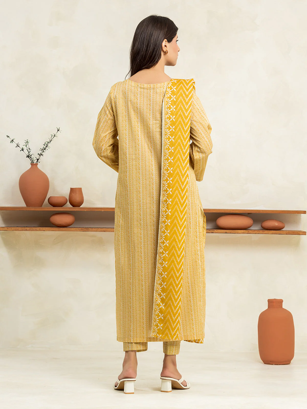 Unstitched  Printed Lawn Shirt - EWU24A1-29039S - Image 5