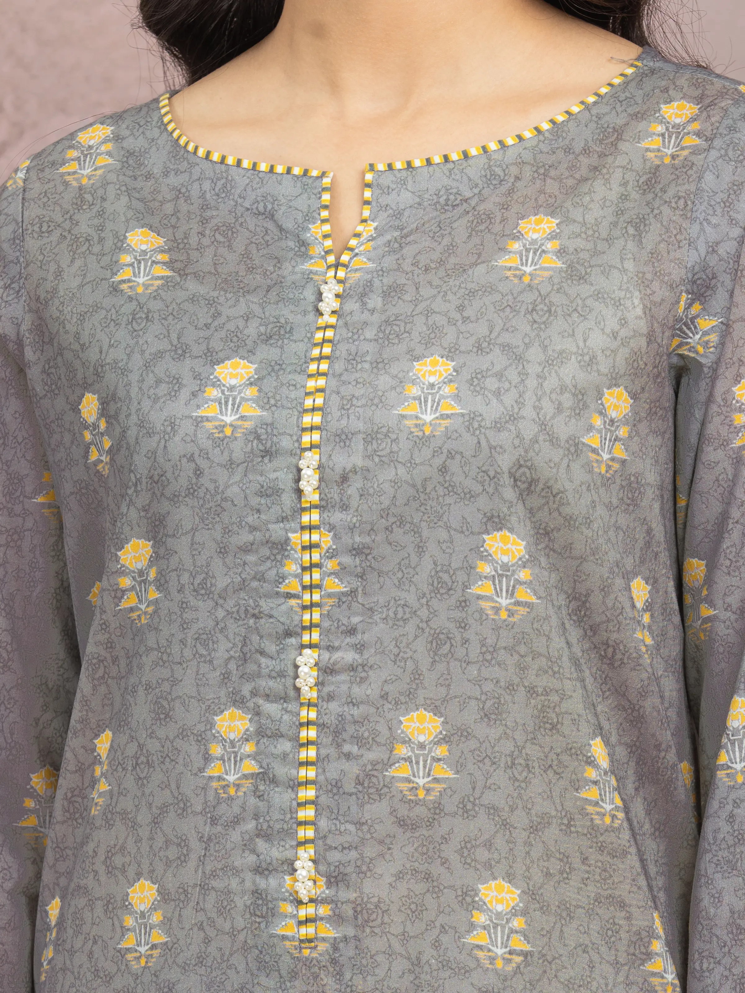 Unstitched Printed Lawn Suit - EWU5A1-35206-3P - Image 4