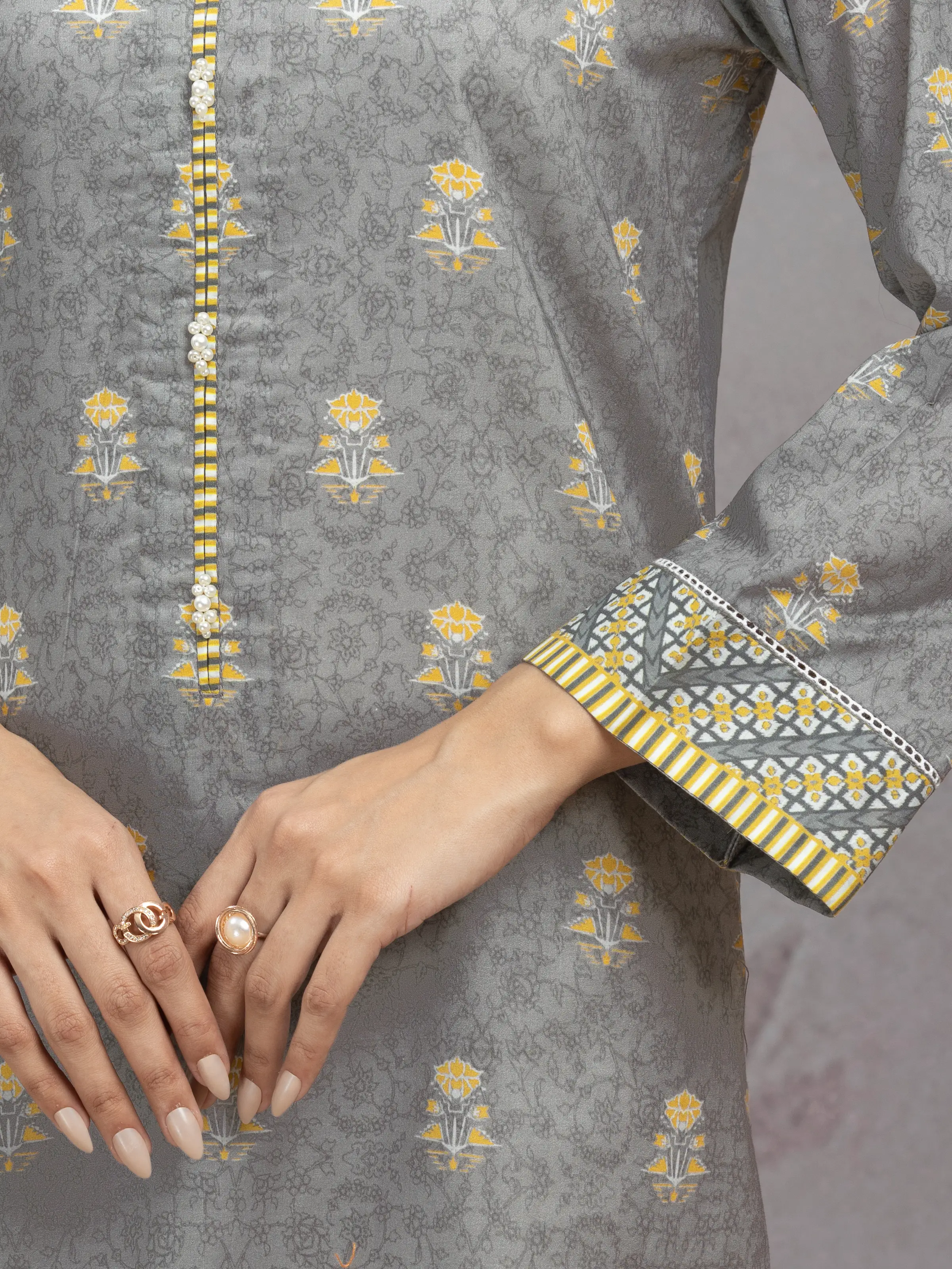 Unstitched Printed Lawn Suit - EWU5A1-35206-3P - Image 5