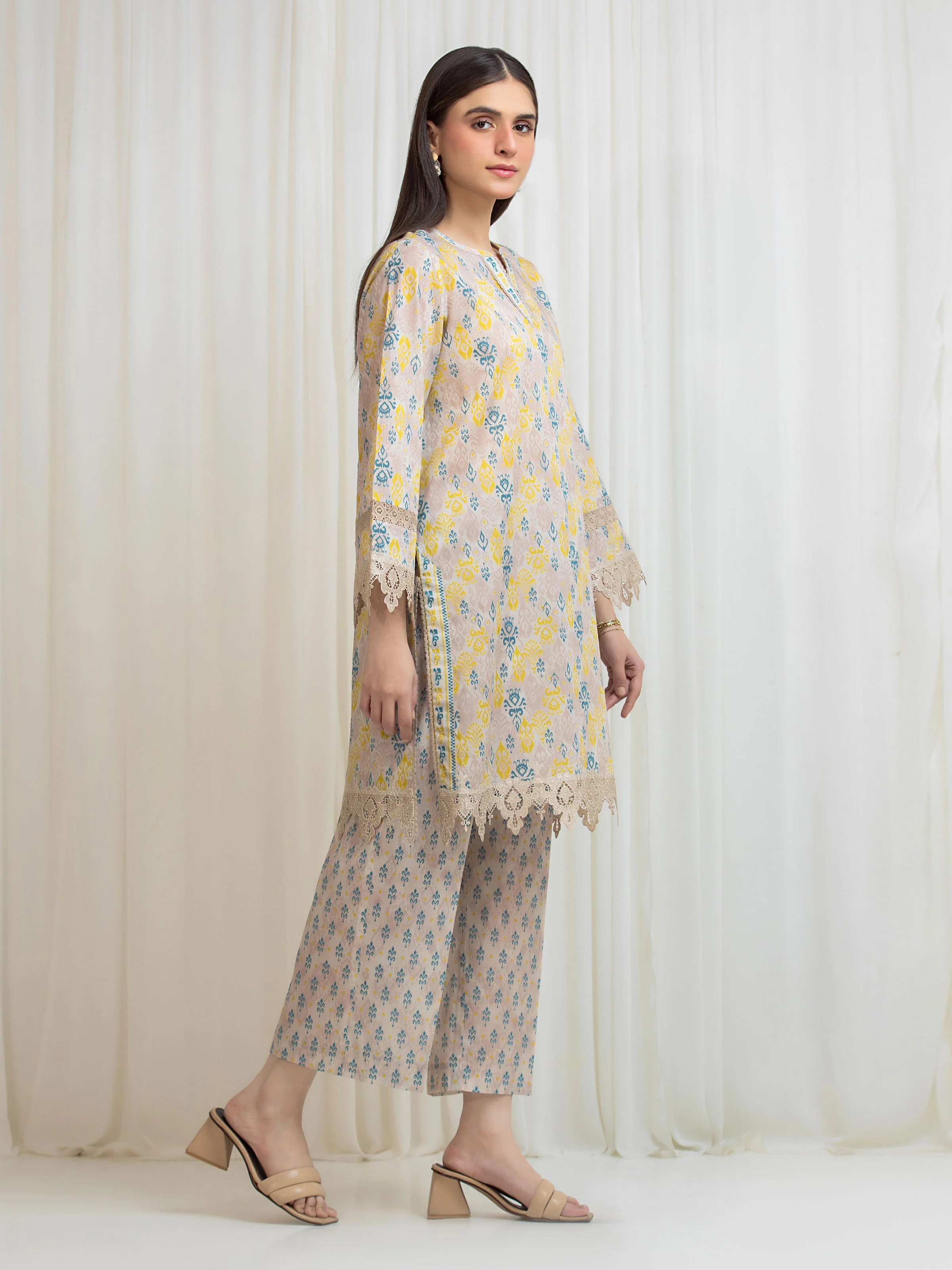 Unstitched Printed Lawn Shirt Trouser - EWU6A1-36814ST - Image 5